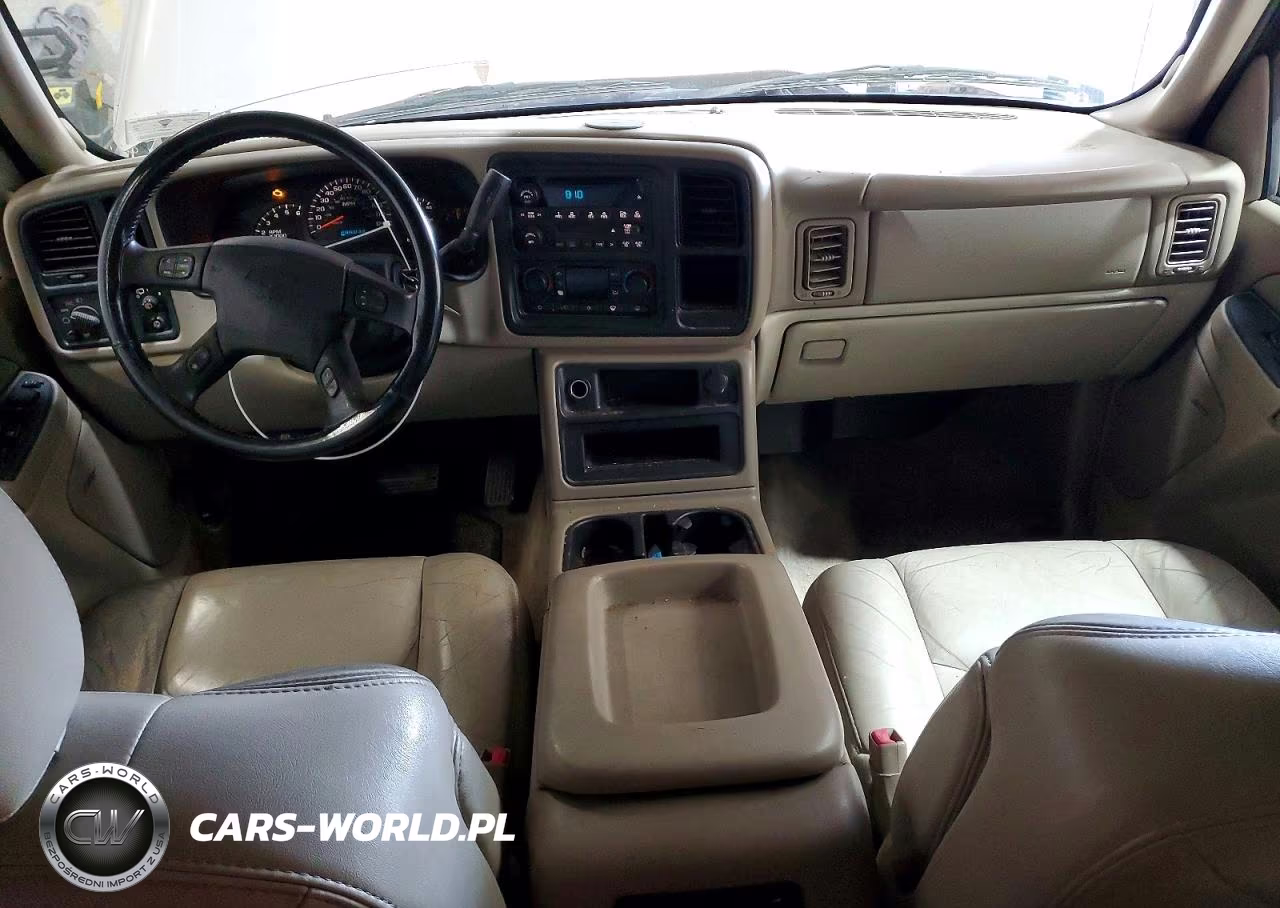 2005 Chevrolet Suburban C1500 VIN:3GNEC16Z55G165934 - 8