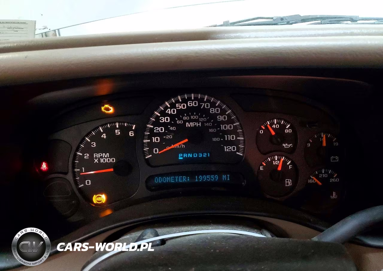2005 Chevrolet Suburban C1500 VIN:3GNEC16Z55G165934 - 9