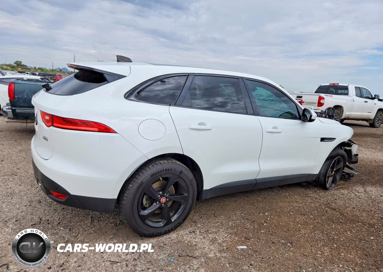 2020 Jaguar F-Pace Premium VIN:SADCJ2FX8LA645797 - 3