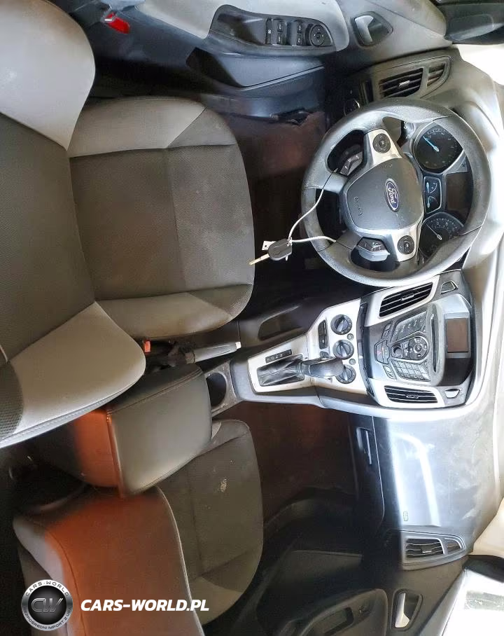 2013 Ford Focus Se VIN:1FADP3F23DL124393 - 8