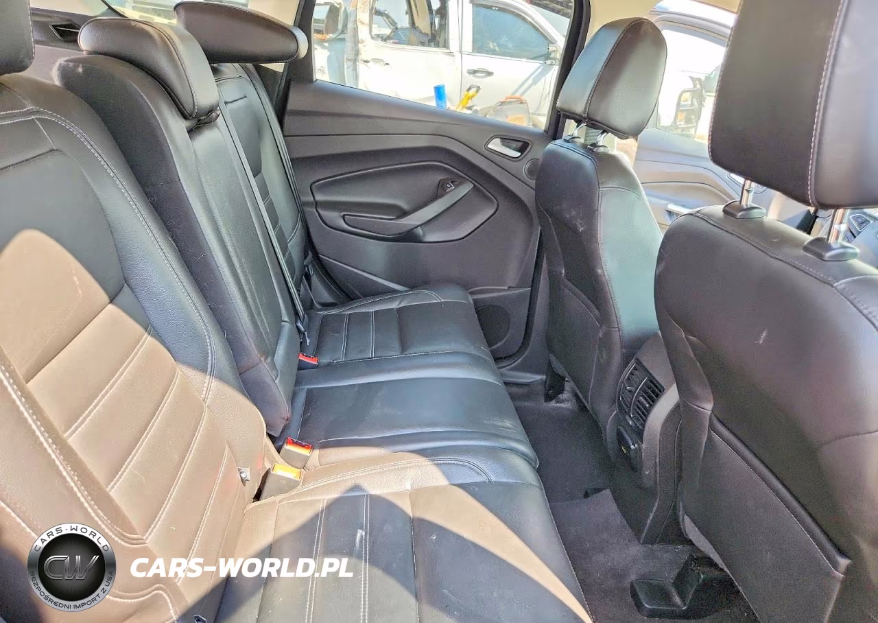 2017 Ford Escape Titanium VIN:1FMCU9J99HUC96266 - 10