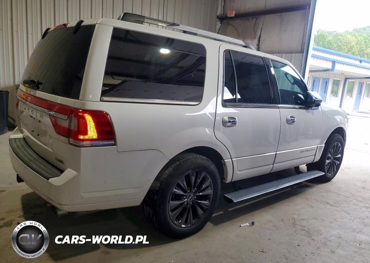 2015 Lincoln Navigator VIN:5LMJJ2JT8FEJ01720 - 3