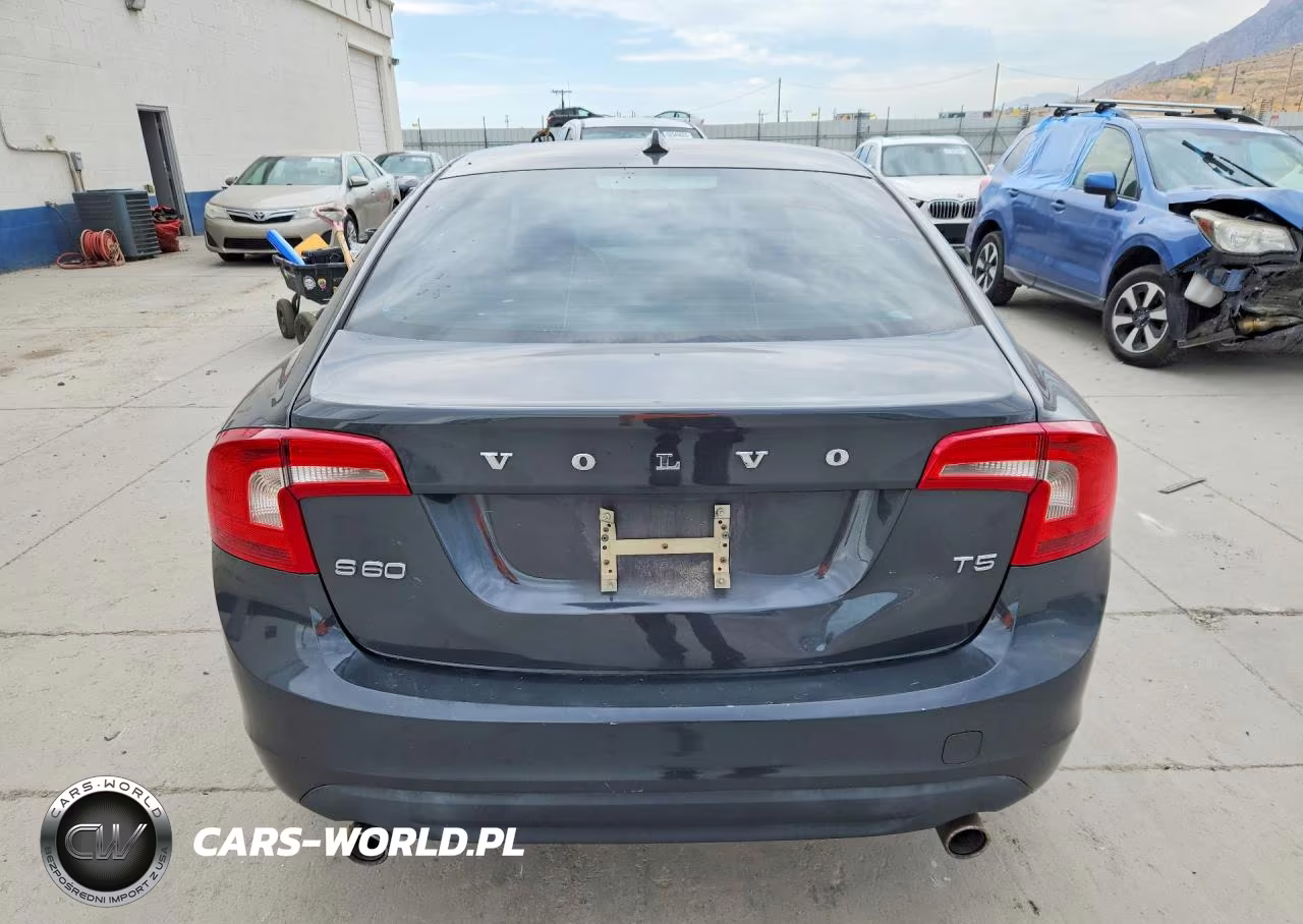 2012 Volvo S60 T5 VIN:YV1622FSXC2100179 - 6