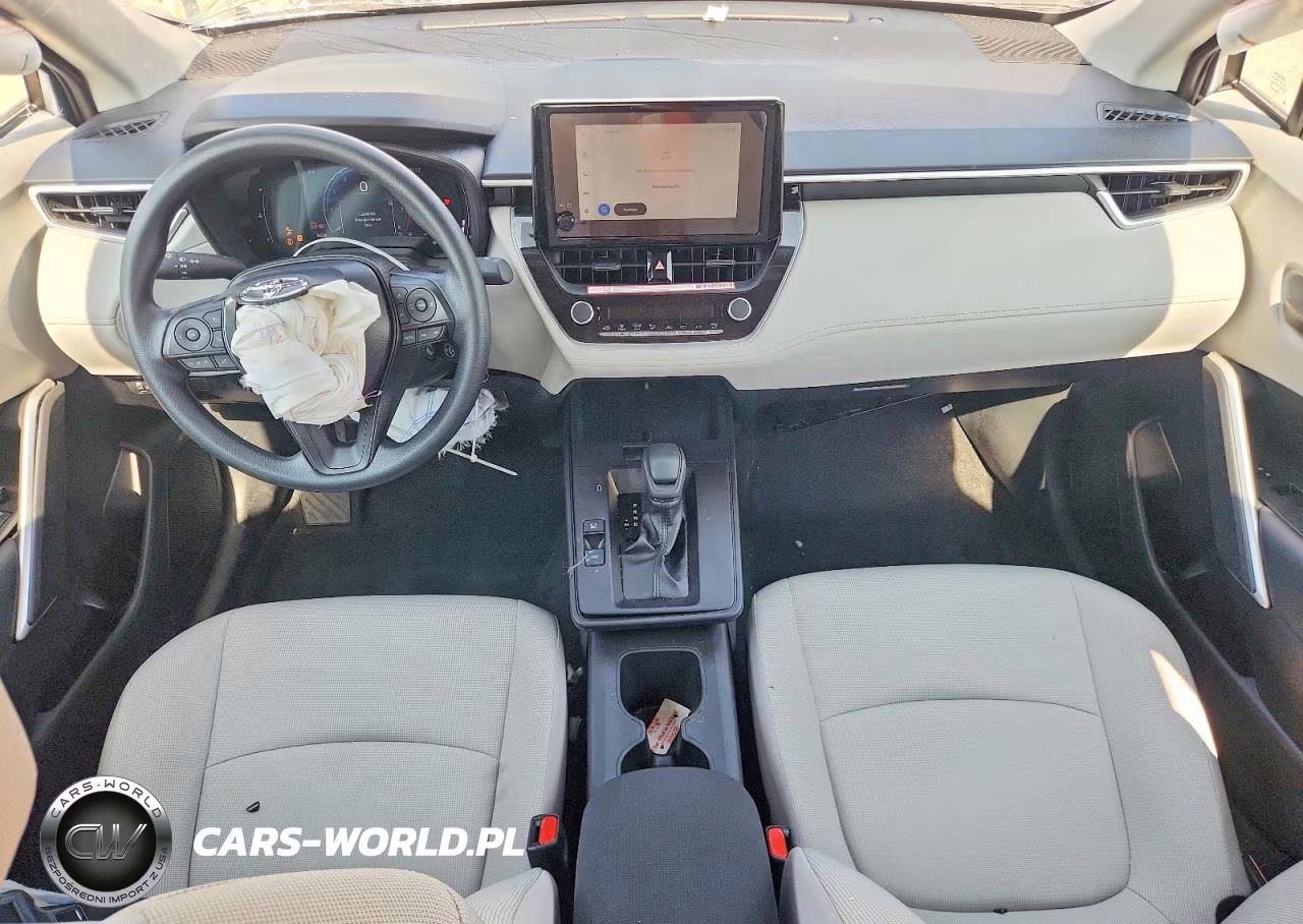 2026 Toyota Corolla Cross L VIN:7MUAAABG0TV168133 - 8