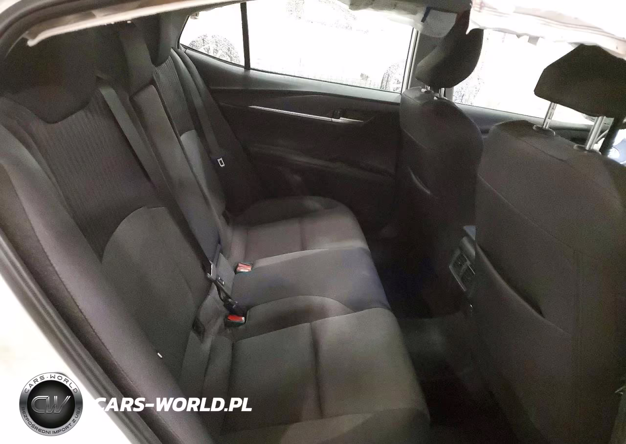 2025 Toyota Camry Le VIN:4T1DBADK8SU015026 - 10