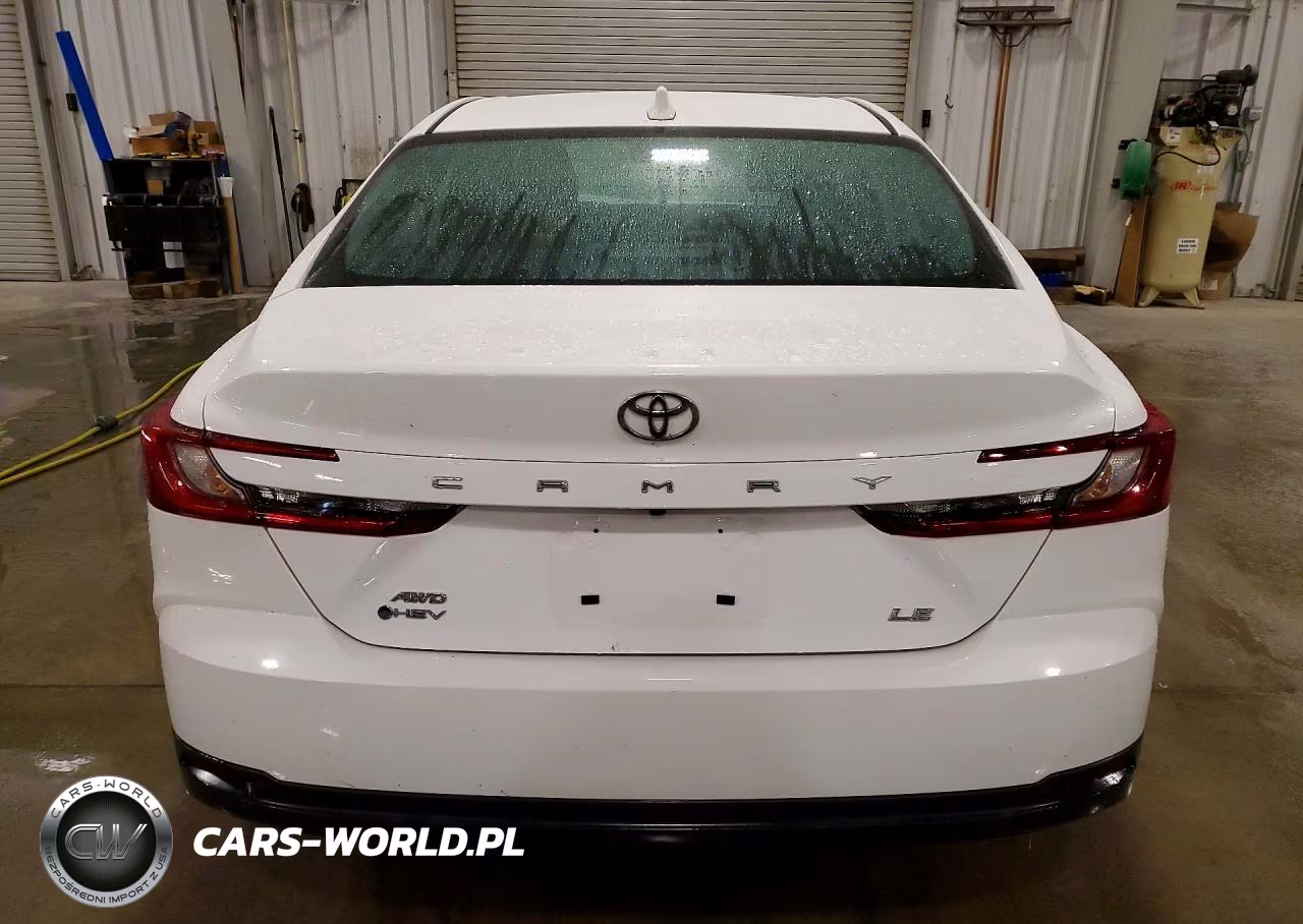 2025 Toyota Camry Le VIN:4T1DBADK8SU015026 - 6