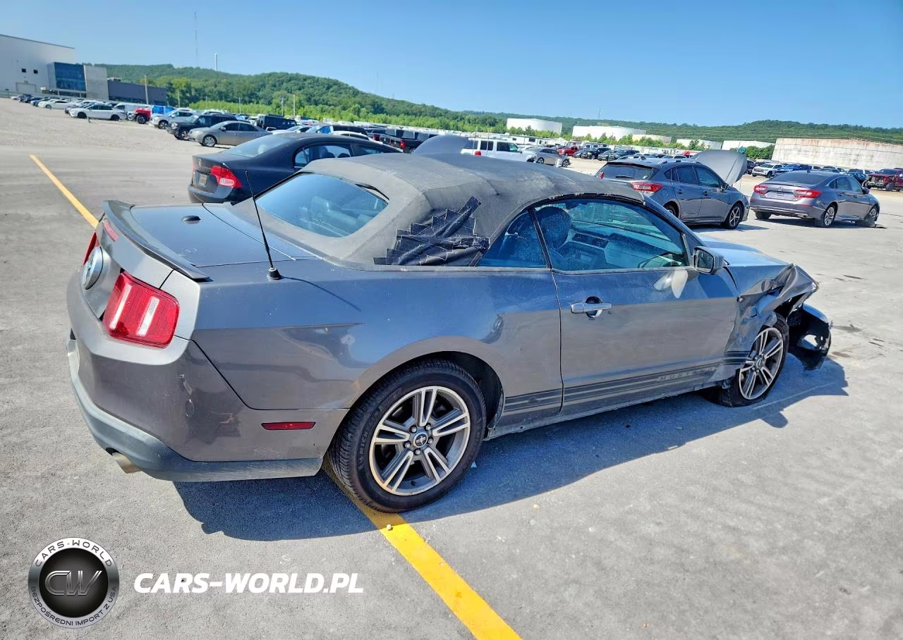 2010 Ford Mustang VIN:1ZVBP8EN0A5121796 - 3
