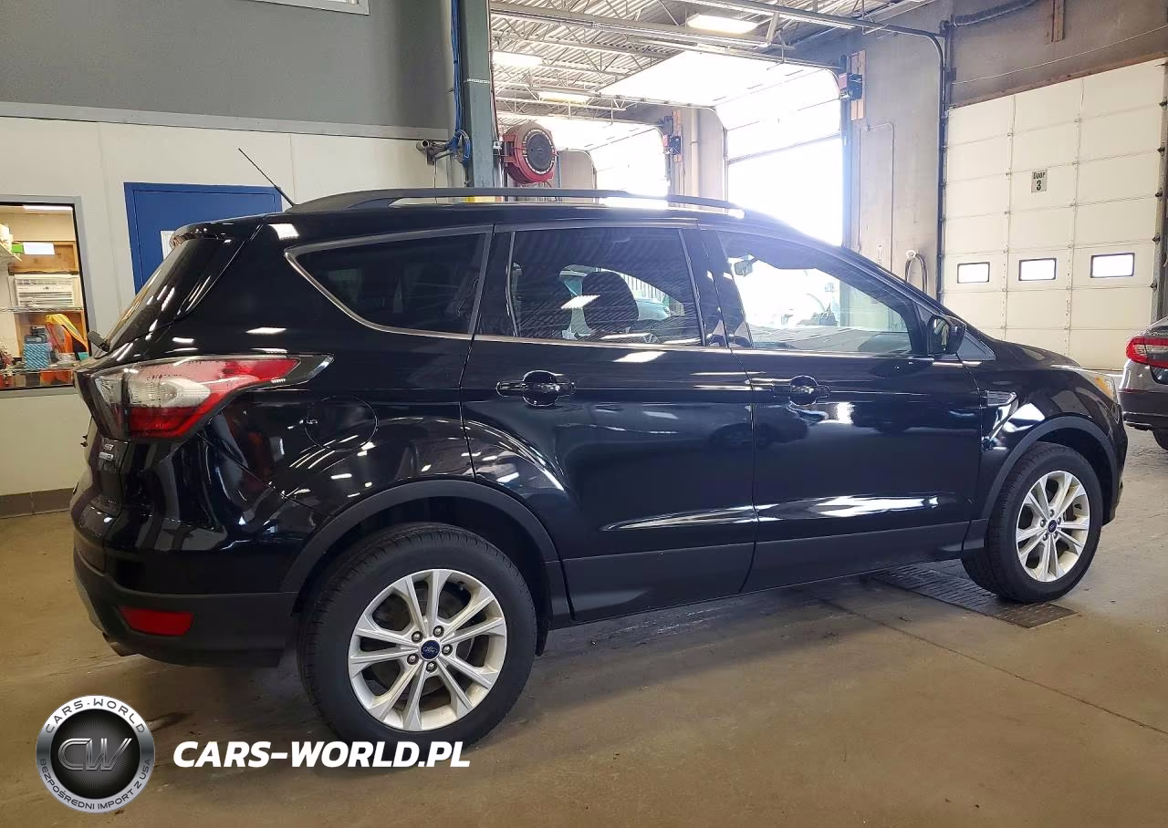 2017 Ford Escape Se VIN:1FMCU9GD2HUA77144 - 3