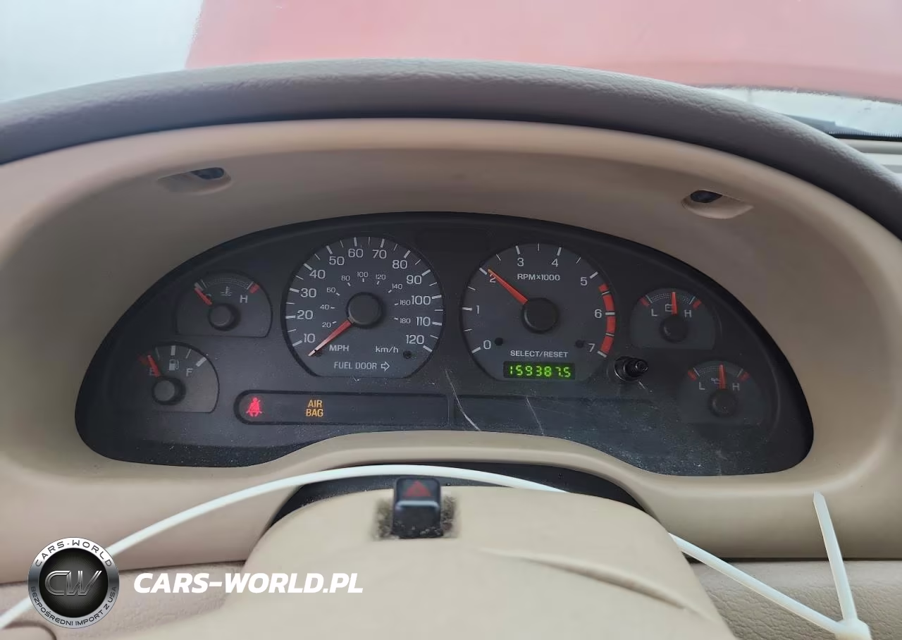 2002 Ford Mustang VIN:1FAFP40422F166719 - 9