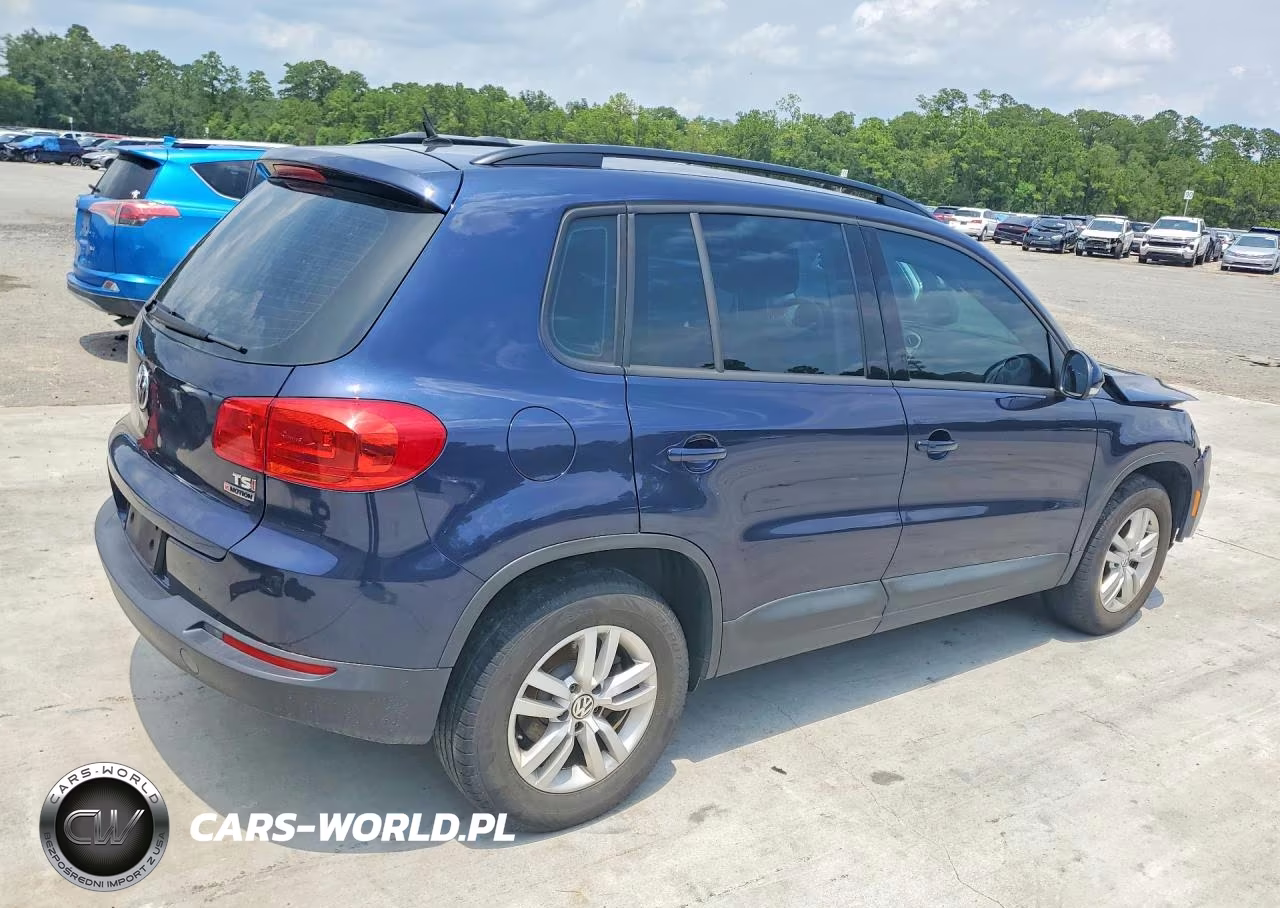 2016 Volkswagen Tiguan S VIN:WVGBV7AX8GW598341 - 3