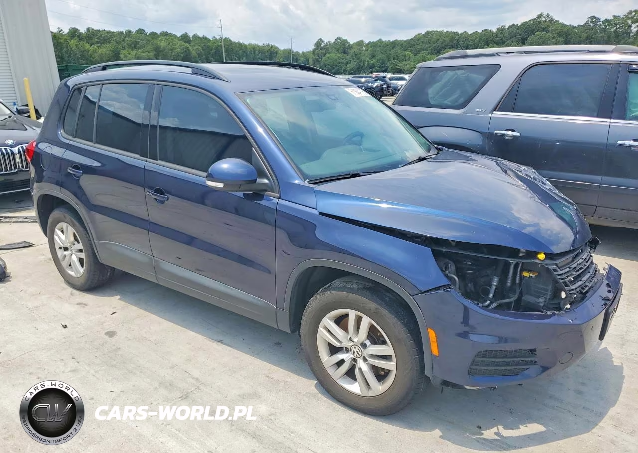 2016 Volkswagen Tiguan S VIN:WVGBV7AX8GW598341 - 4