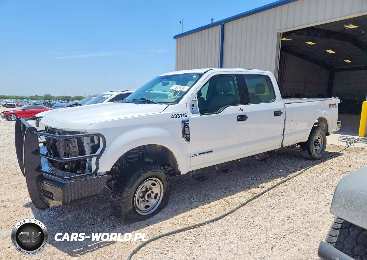 2022 Ford F250 Super Duty – zdjęcie 1 z 12