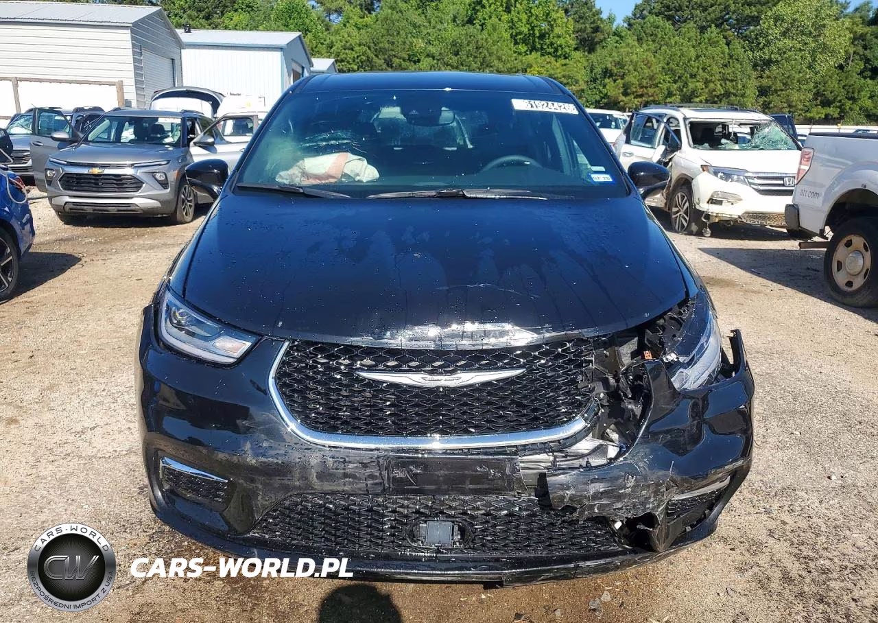 2026 Chrysler Pacifica Select VIN:2C4RC1BG4TR262743 - 5