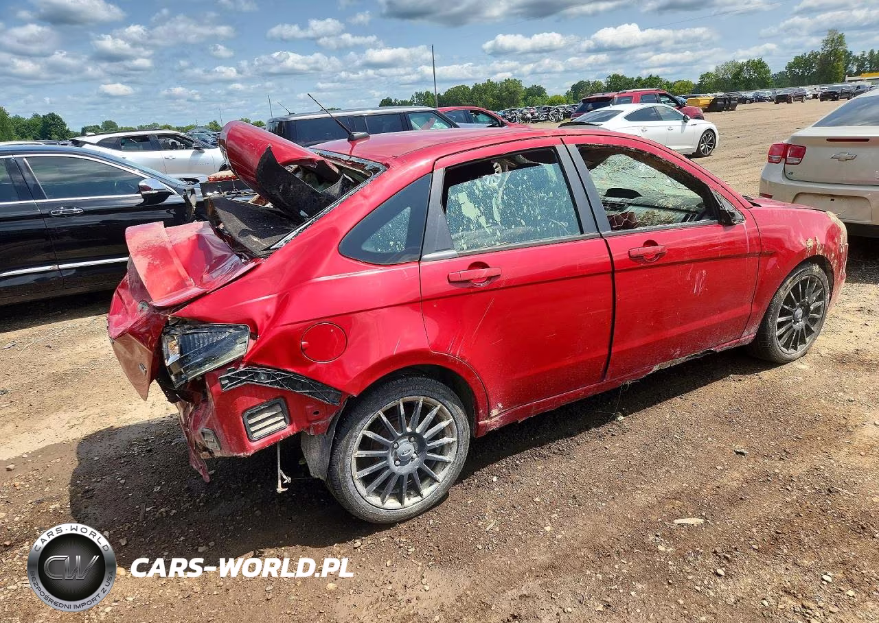 2010 Ford Focus VIN:1FAHP3GN1AW105331 - 3
