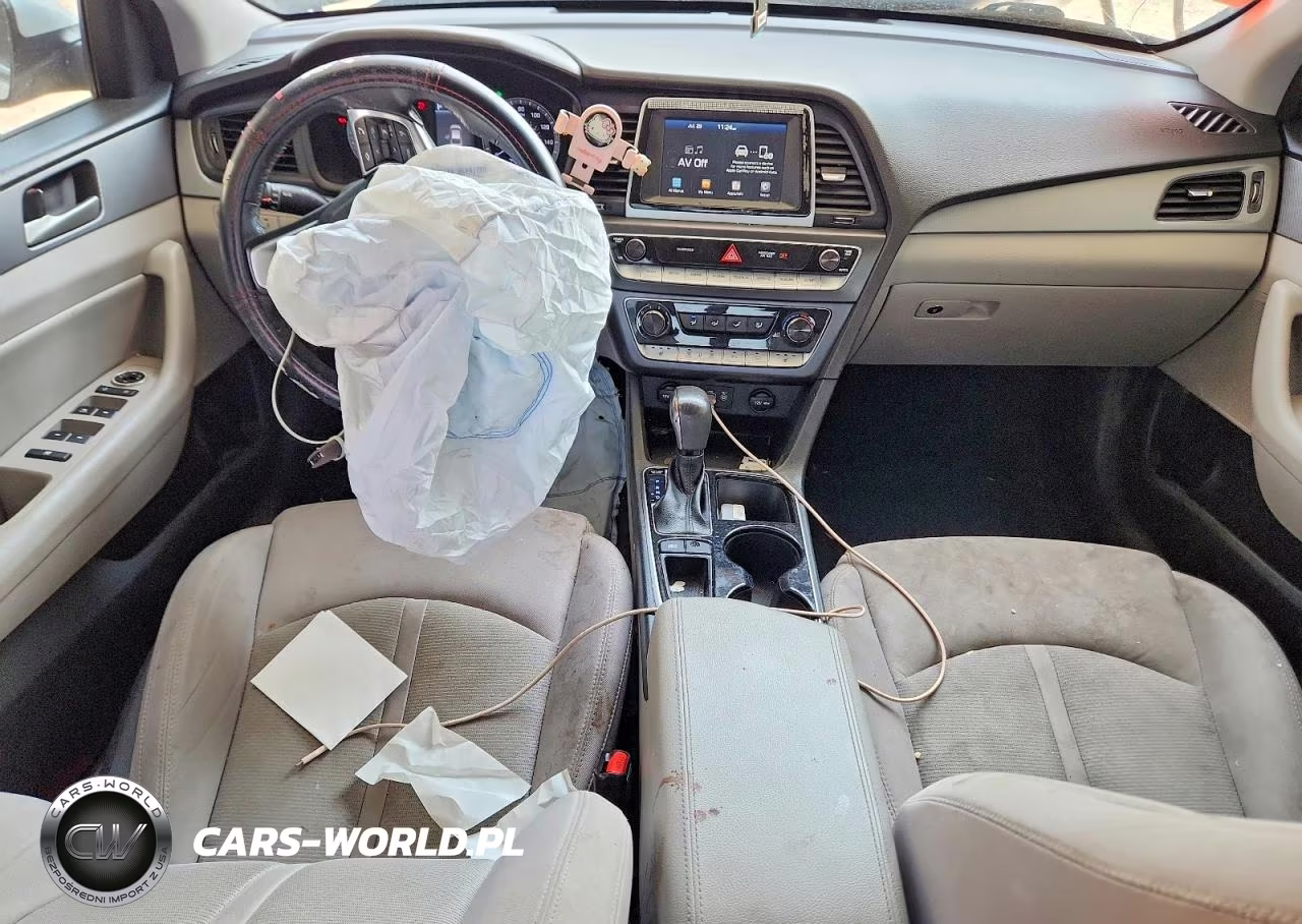 2018 Hyundai Sonata Sel VIN:5NPE34AF3JH611717 - 8