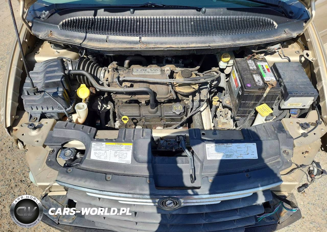 2005 Chrysler Town & Country Touring VIN:2C4GP54L35R191065 - 12
