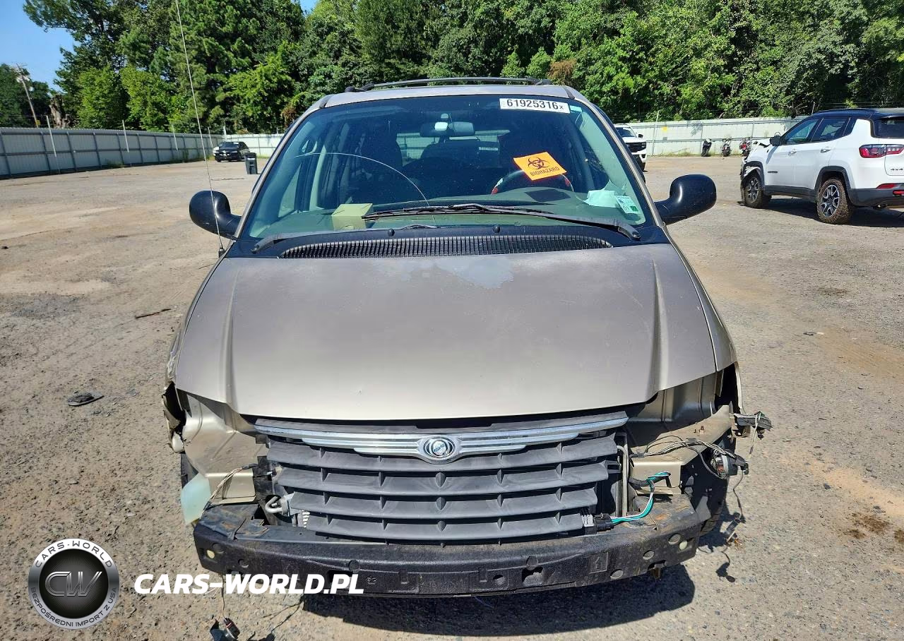 2005 Chrysler Town & Country Touring VIN:2C4GP54L35R191065 - 5
