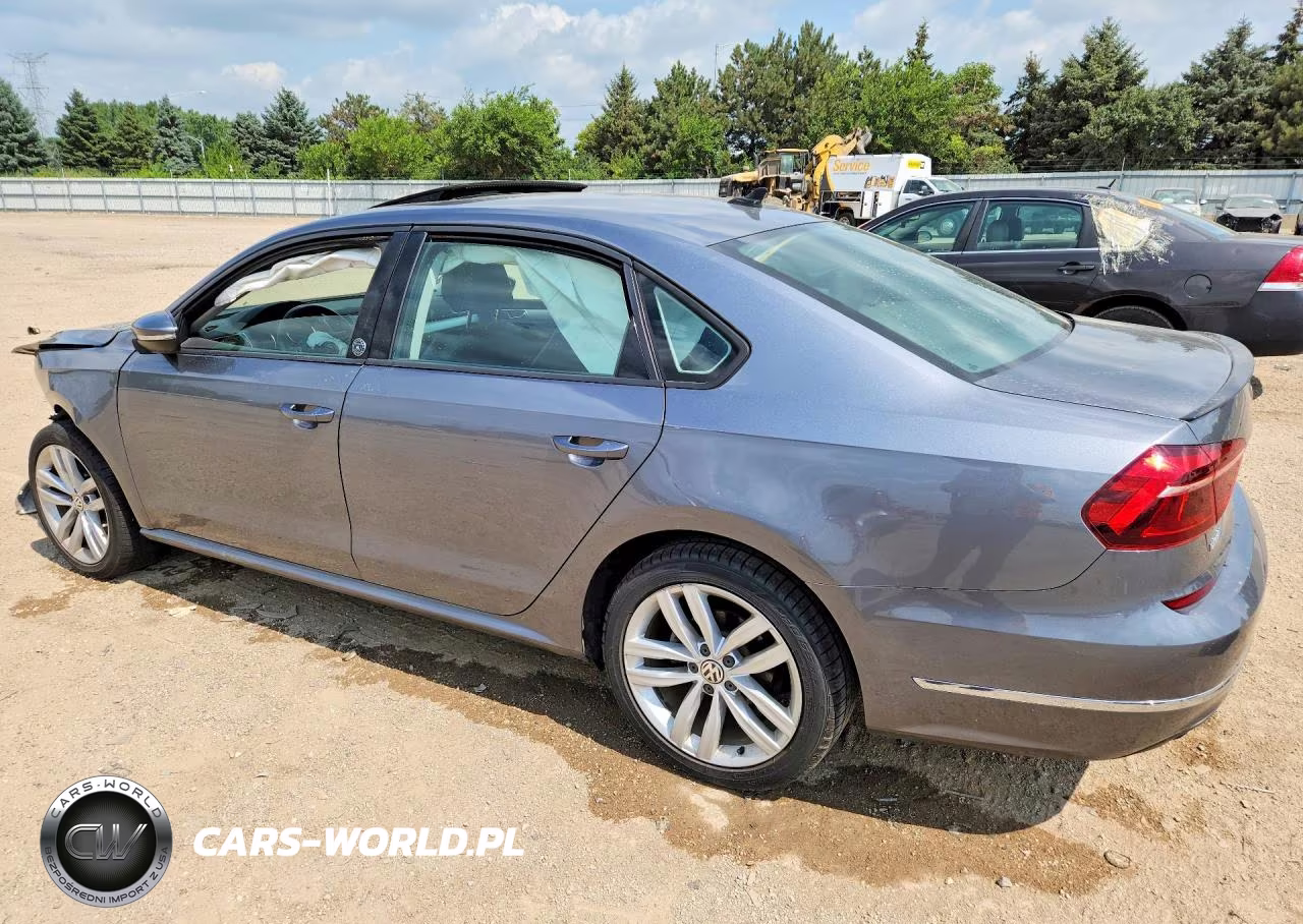 2019 Volkswagen Passat Wolfsburg VIN:1VWLA7A32KC006585 - 2