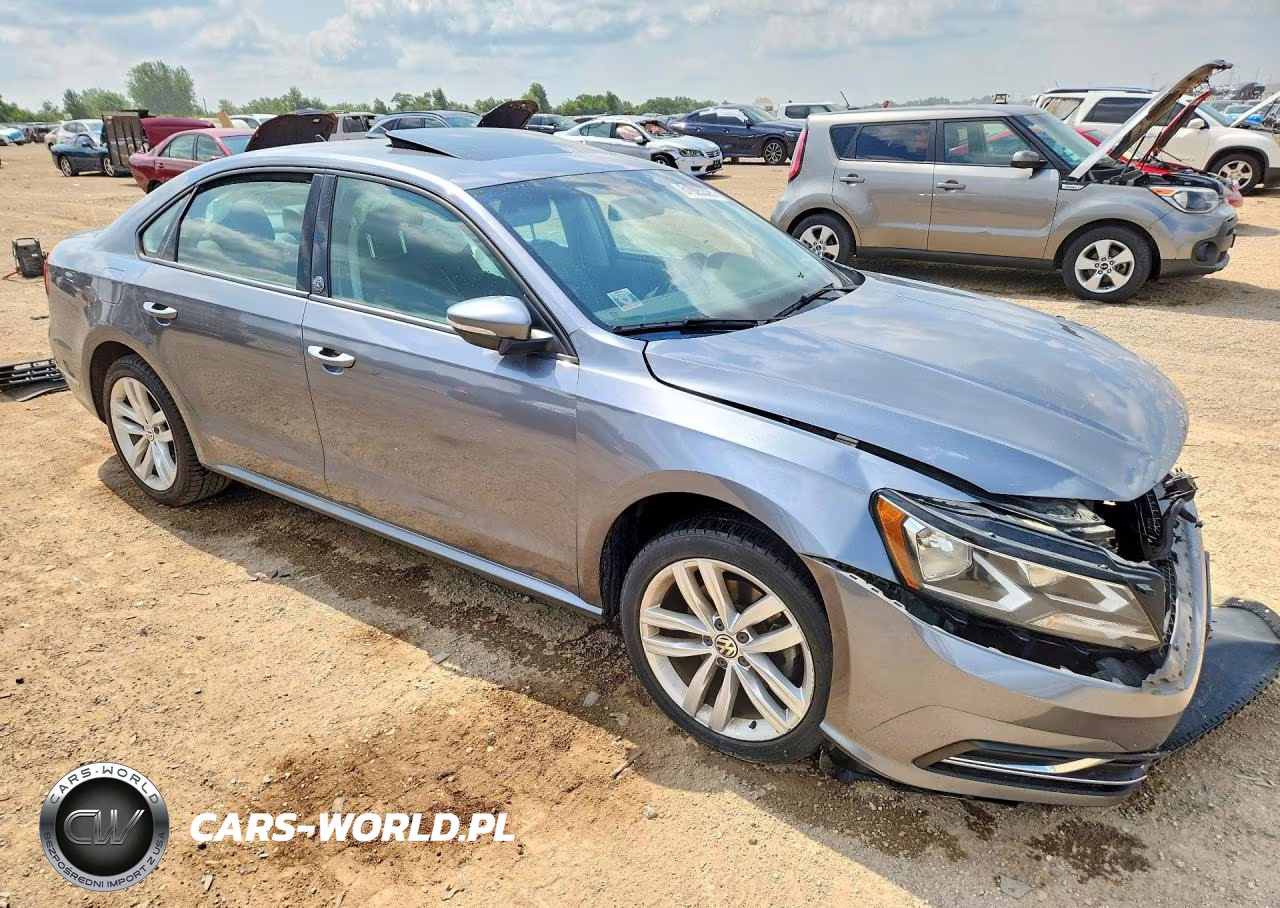 2019 Volkswagen Passat Wolfsburg VIN:1VWLA7A32KC006585 - 4