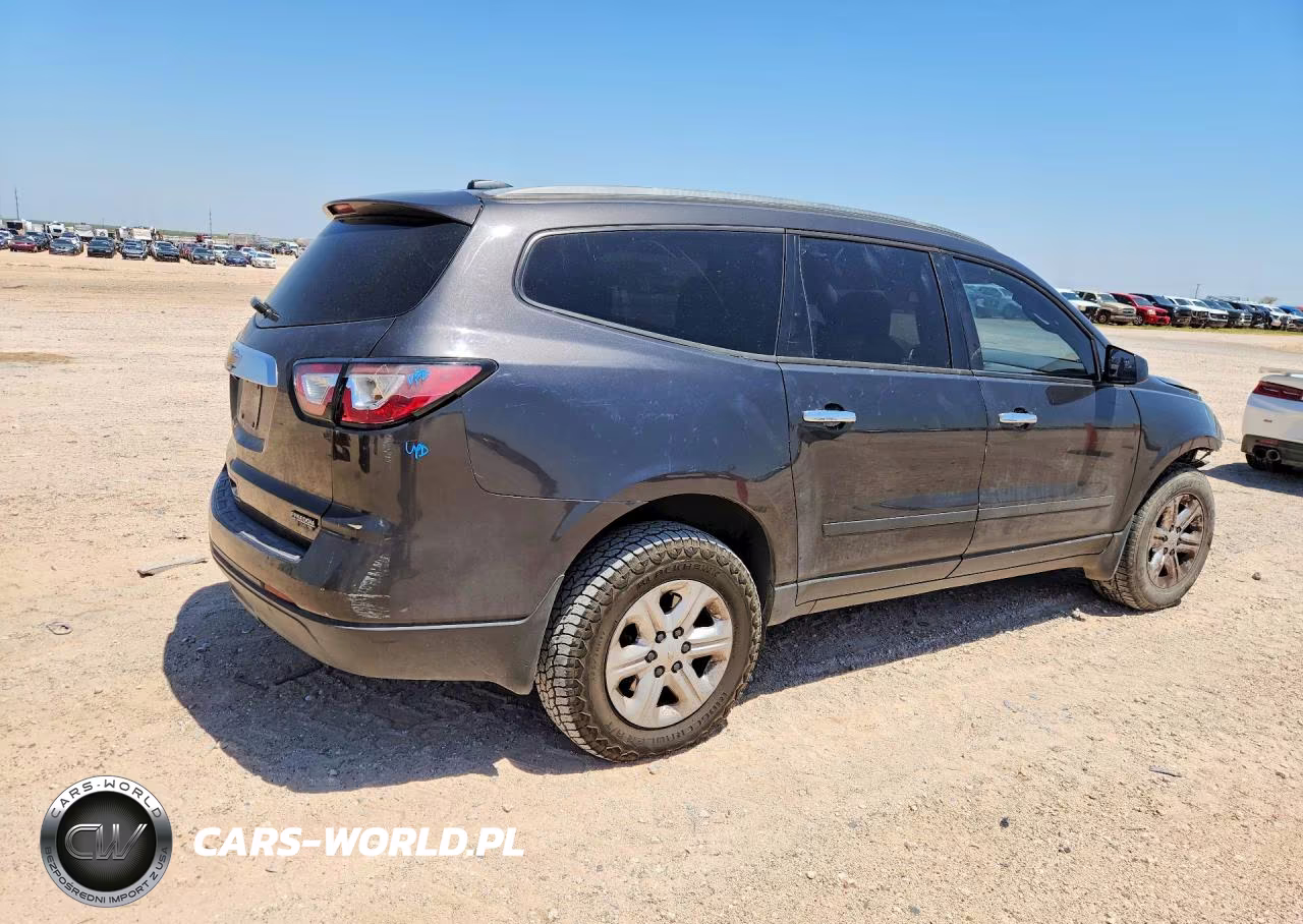 2017 Chevrolet Traverse Ls VIN:1GNKRFKD6HJ135658 - 3