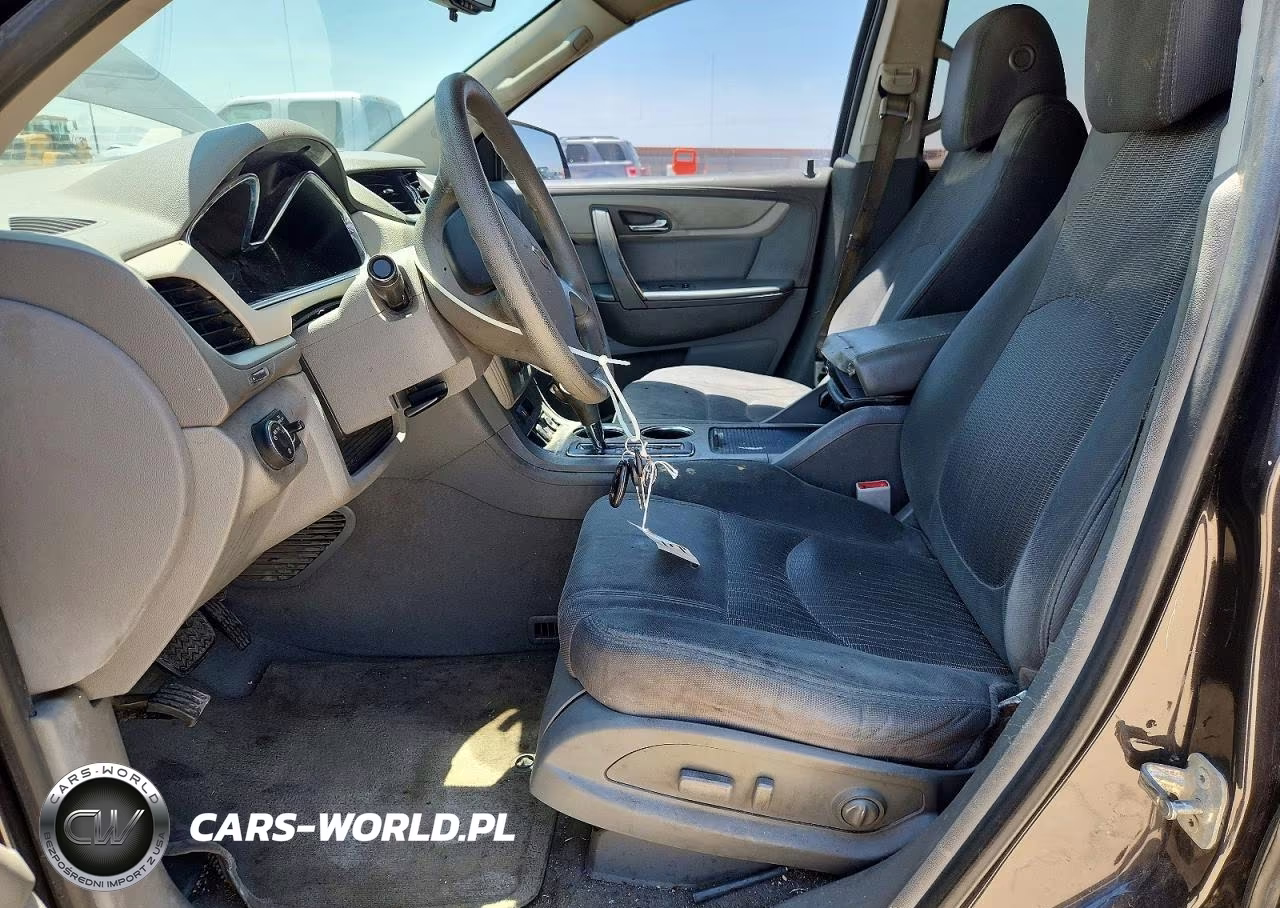 2017 Chevrolet Traverse Ls VIN:1GNKRFKD6HJ135658 - 7