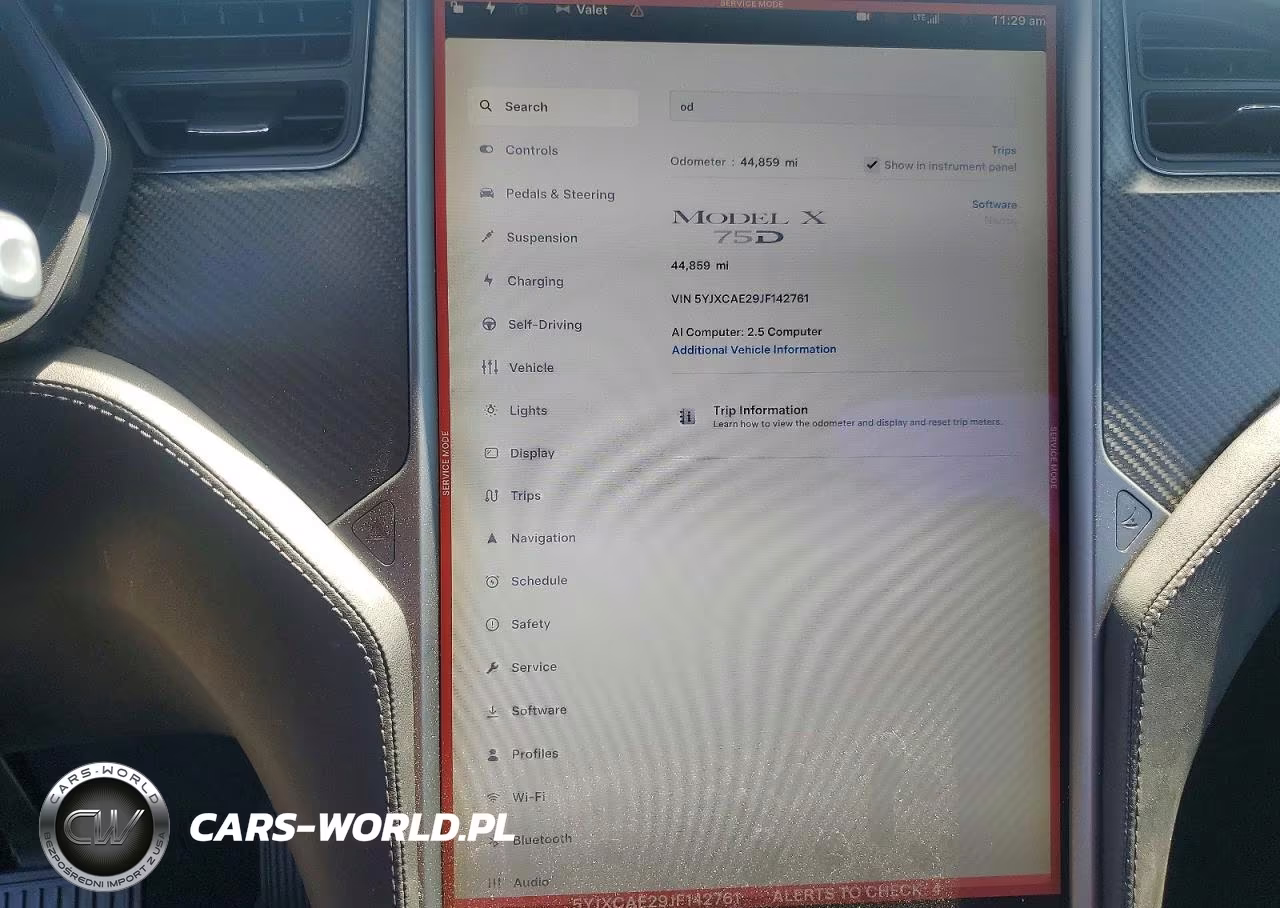2018 Tesla Model X VIN:5YJXCAE29JF142761 - 9