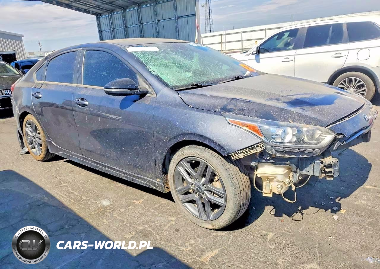 2020 Kia Forte Gt Line VIN:3KPF34AD7LE249692 - 4