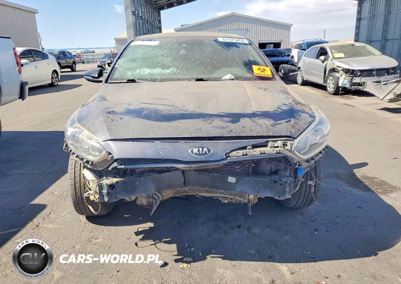 2020 Kia Forte Gt Line VIN:3KPF34AD7LE249692 - 5