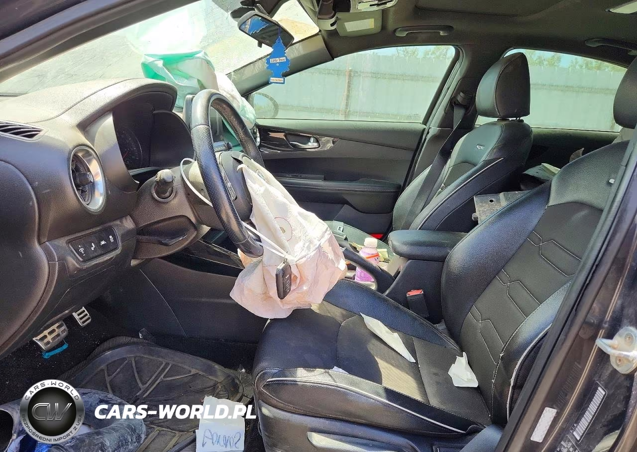 2020 Kia Forte Gt Line VIN:3KPF34AD7LE249692 - 7