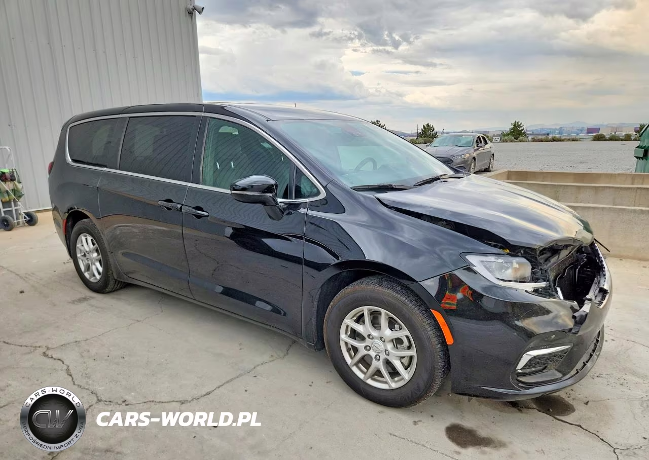 2026 Chrysler Pacifica Select VIN:2C4RC1BG1TR209580 - 4