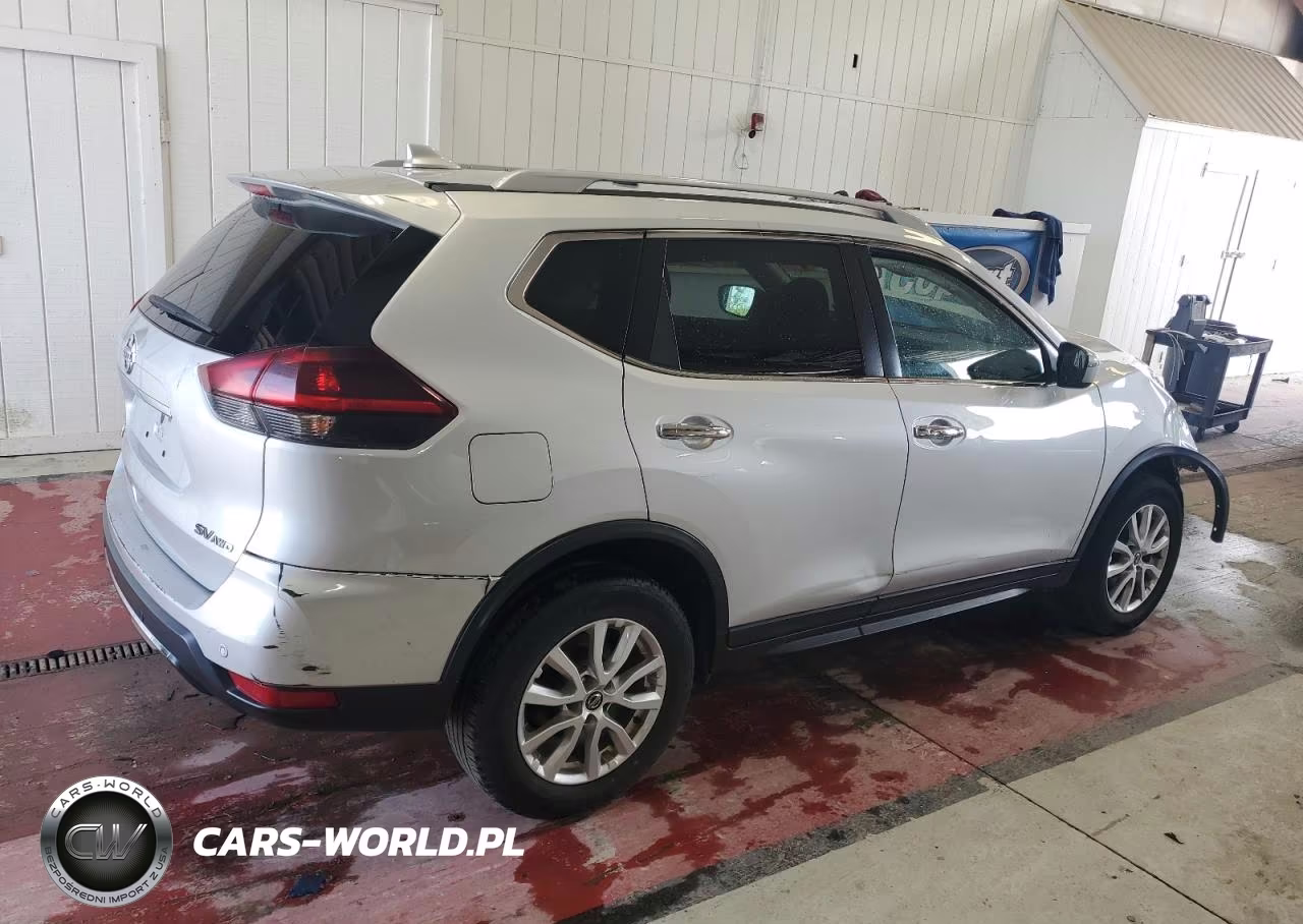 2019 Nissan Rogue S VIN:5N1AT2MV5KC754392 - 3