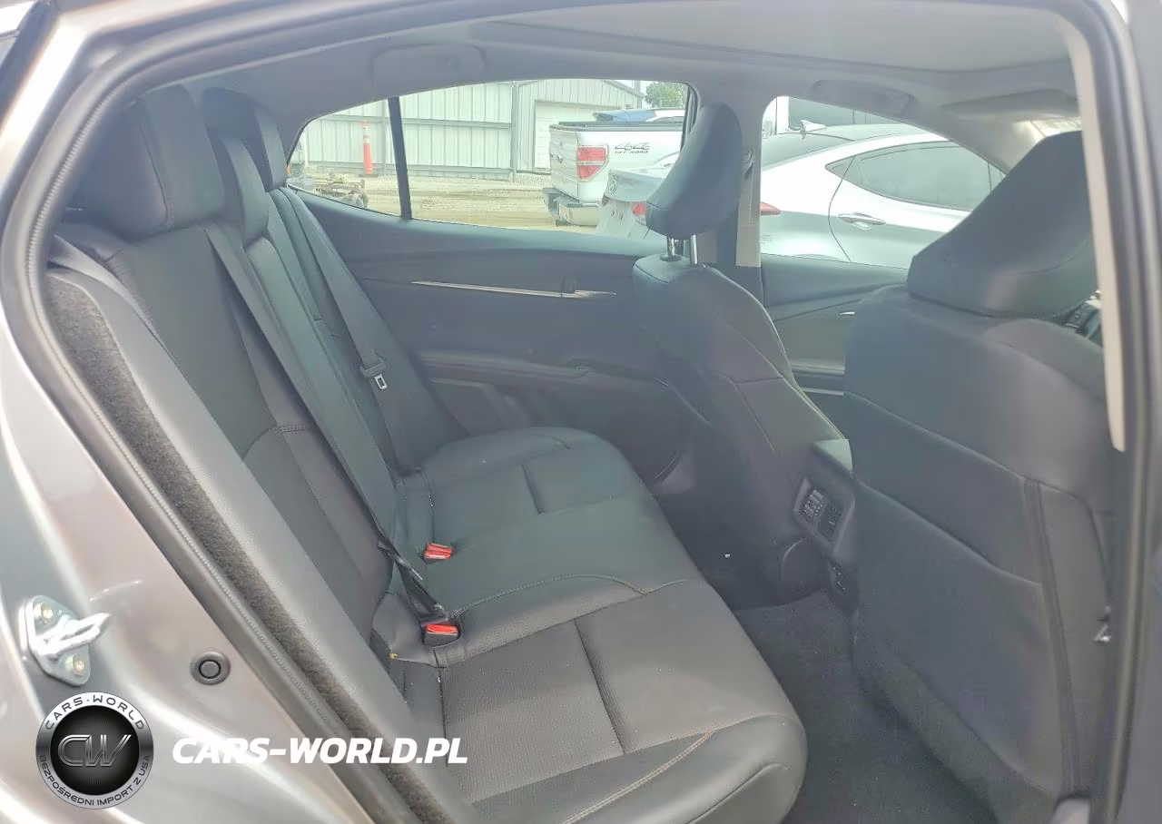 2026 Toyota Camry Xle VIN:4T1DAACK1TU695535 - 10