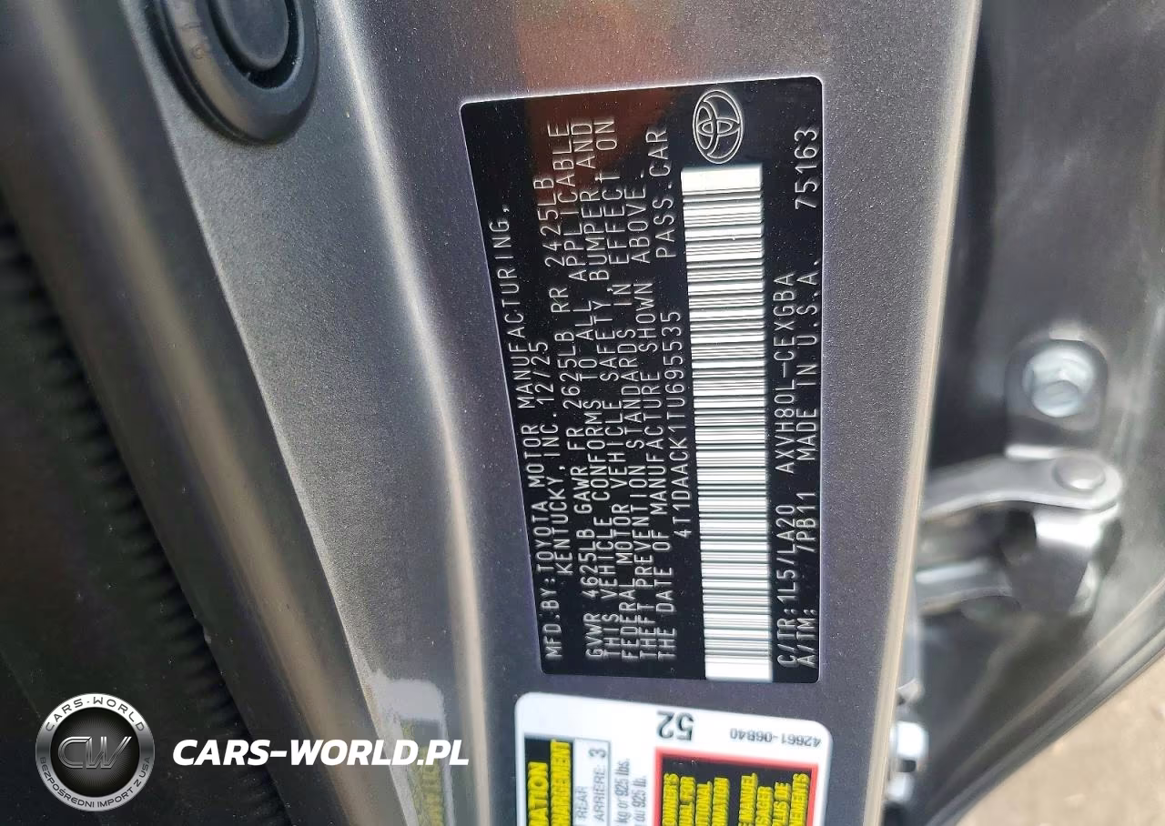 2026 Toyota Camry Xle VIN:4T1DAACK1TU695535 - 13