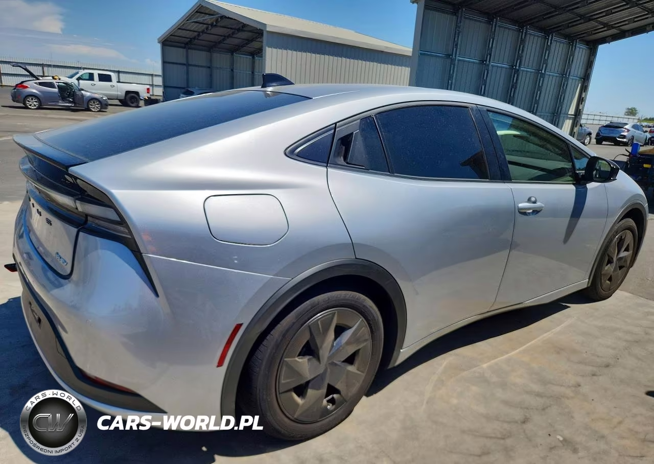2026 Toyota Prius Plug-In Hybrid Se VIN:JTDACACU0T3062551 - 3