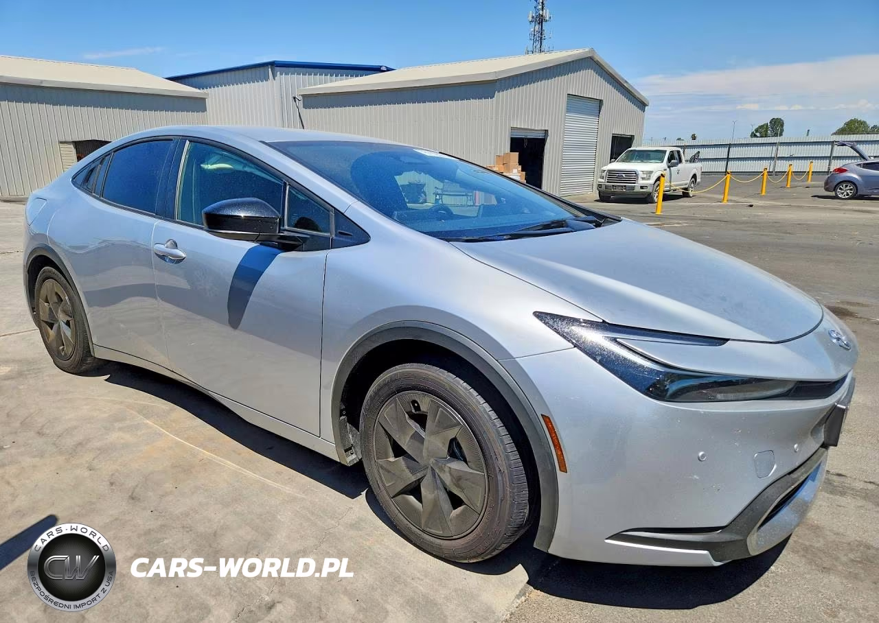 2026 Toyota Prius Plug-In Hybrid Se VIN:JTDACACU0T3062551 - 4