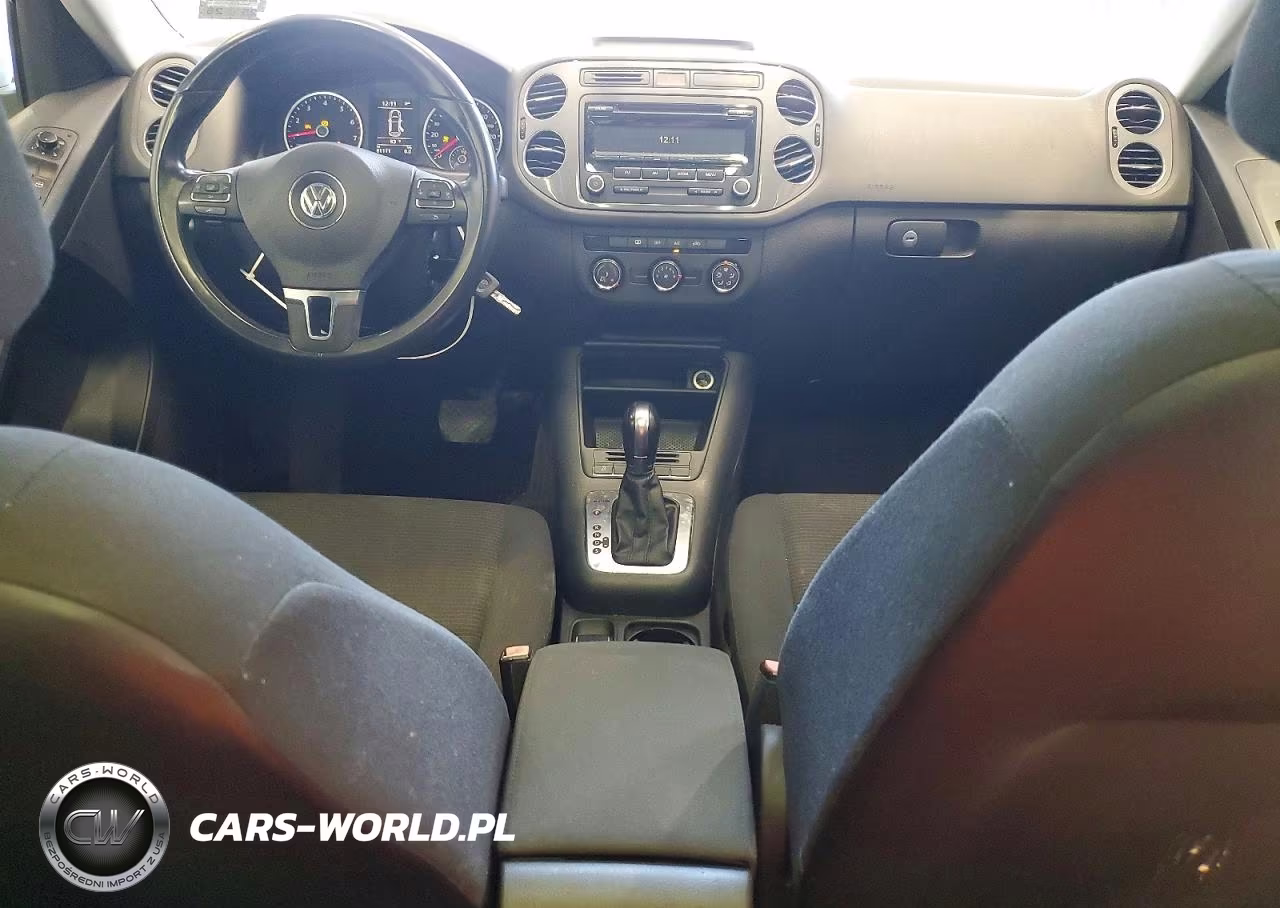 2013 Volkswagen Tiguan S VIN:WVGBV3AX2DW578185 - 8