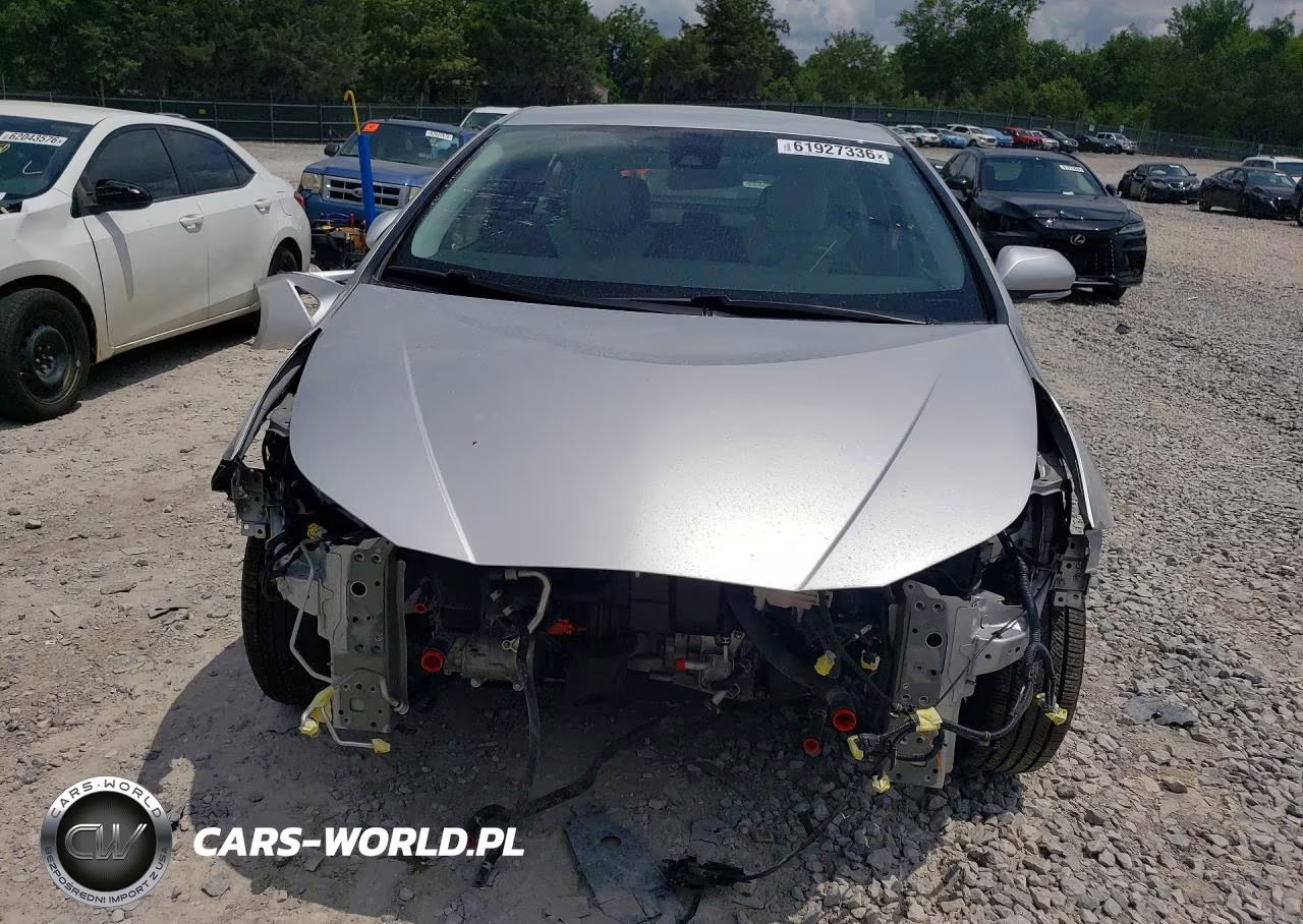 2017 Toyota Prius Two VIN:JTDKBRFU5H3545543 - 5