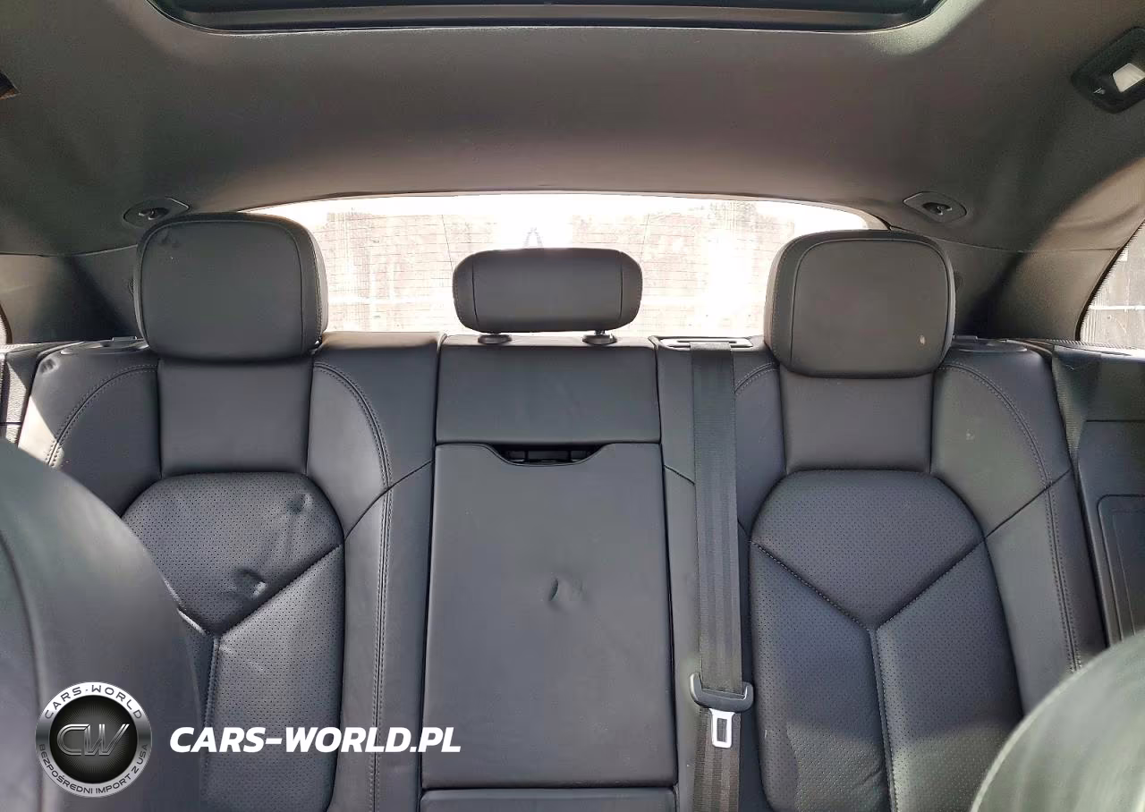 2016 Porsche Macan S VIN:WP1AB2A55GLB40847 - 10
