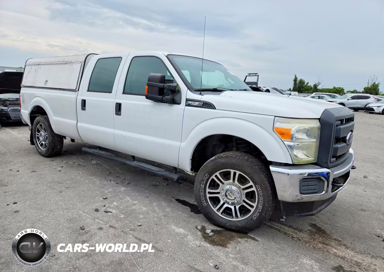 2015 Ford F250 Super Duty VIN:1FT7W2B69FEC08920 - 4