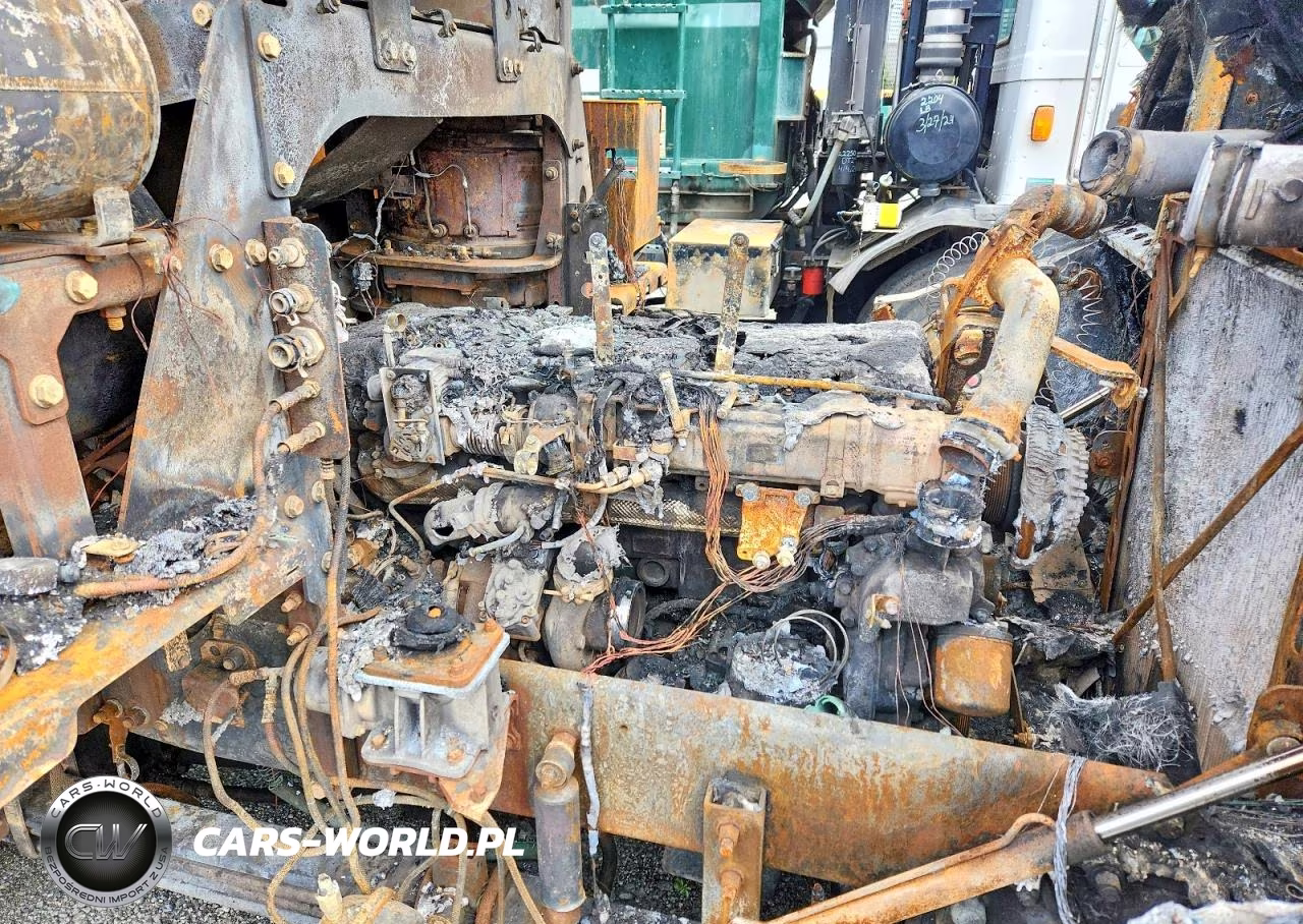 2020 Peterbilt 567 VIN:1NPCL40X0LD686796 - 10
