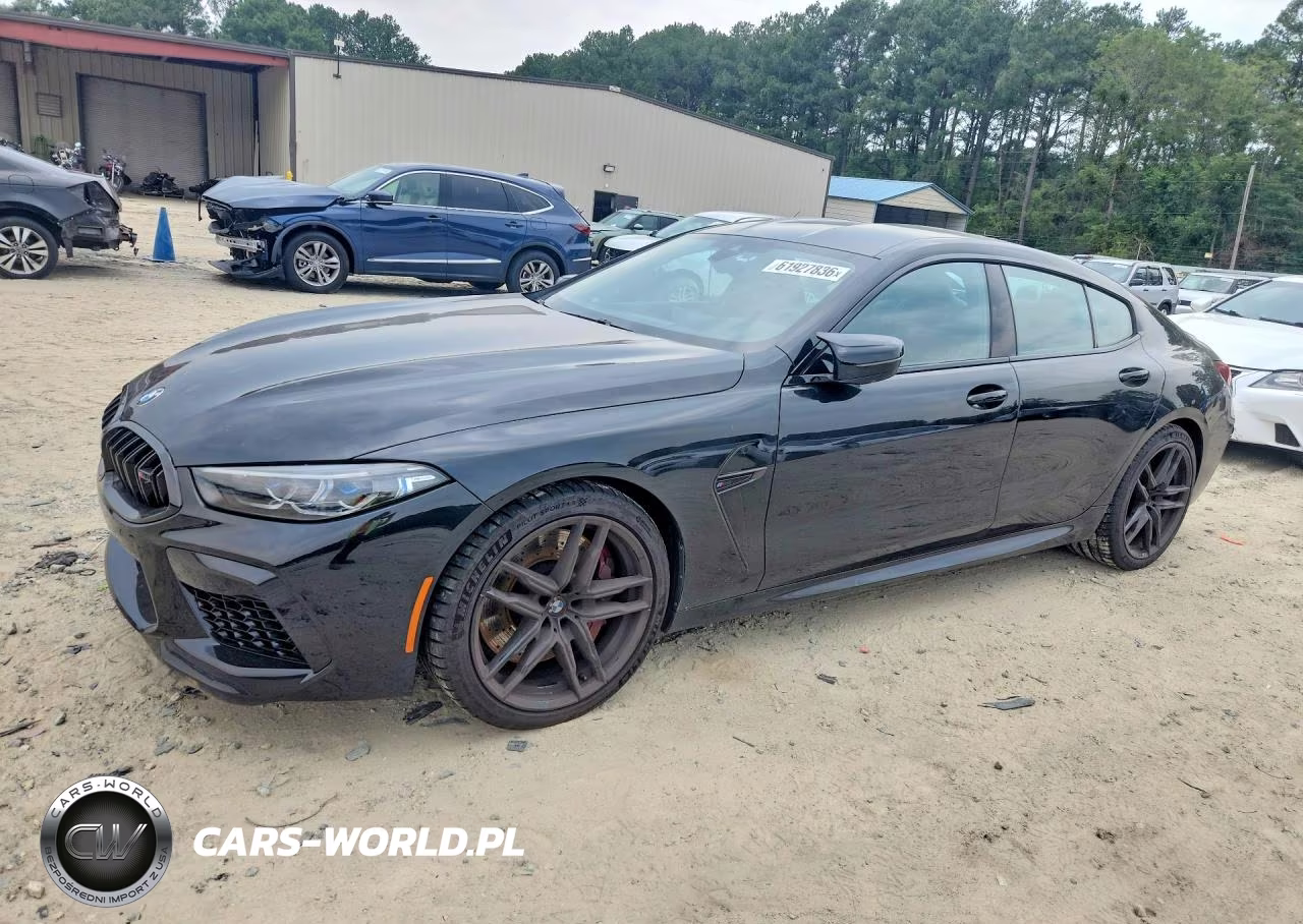 2024 BMW M8 – zdjęcie 1 z 12