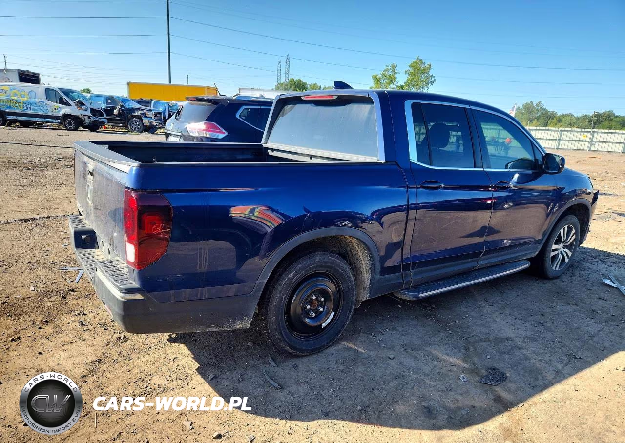 2017 Honda Ridgeline Rts VIN:5FPYK2F49HB004734 - 3