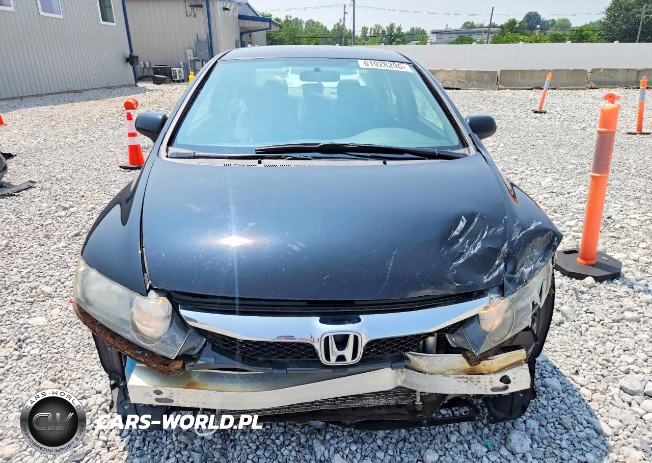 2009 Honda Civic Lx VIN:19XFA16569E004865 - 5