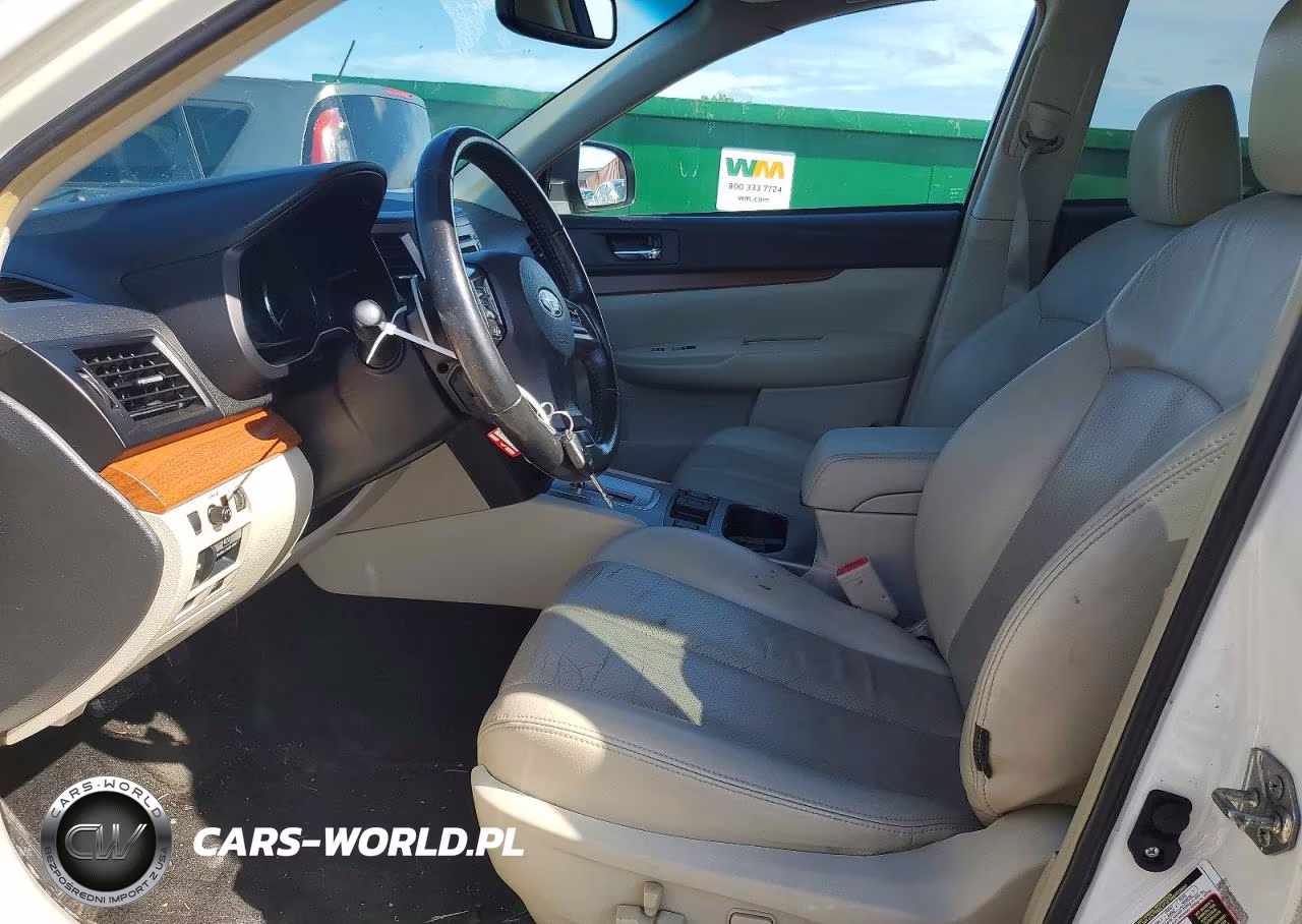 2013 Subaru Outback 2.5I Limited VIN:4S4BRCKC2D3233255 - 7