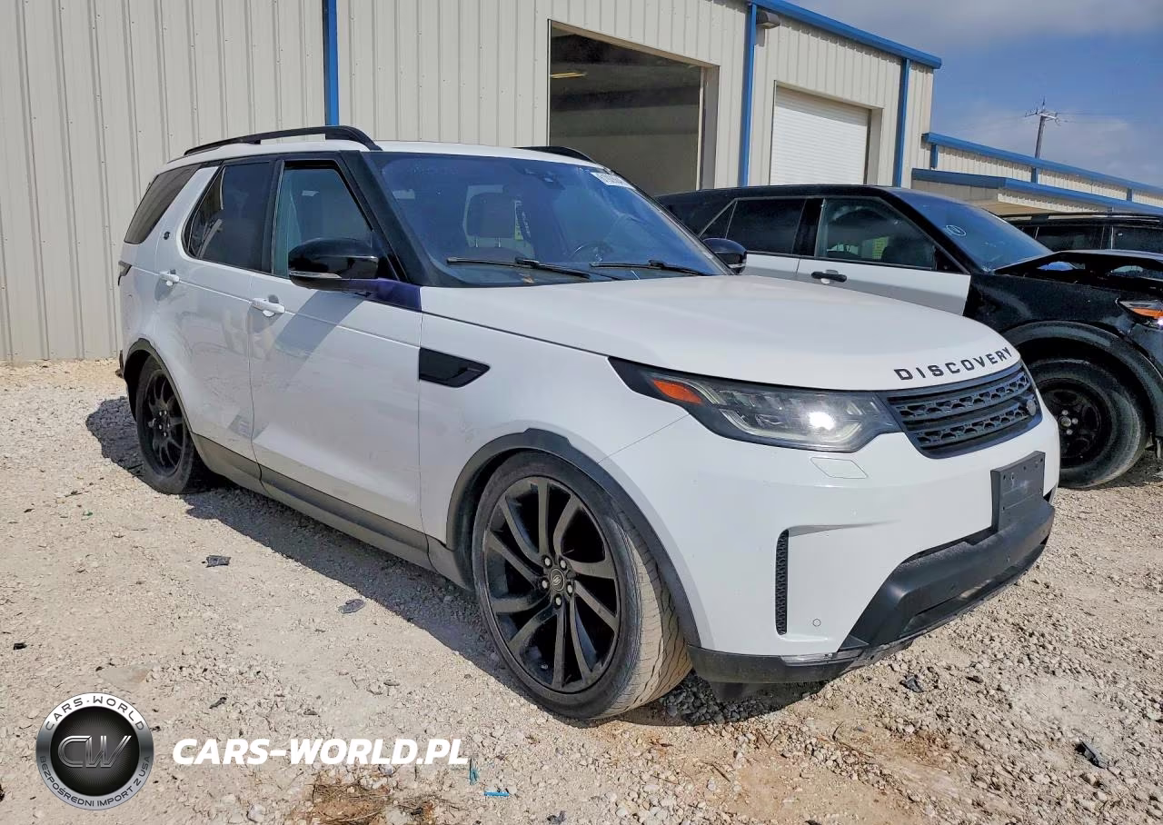 2017 Land Rover Discovery Hse Luxury VIN:SALRHBBV5HA026709 - 4