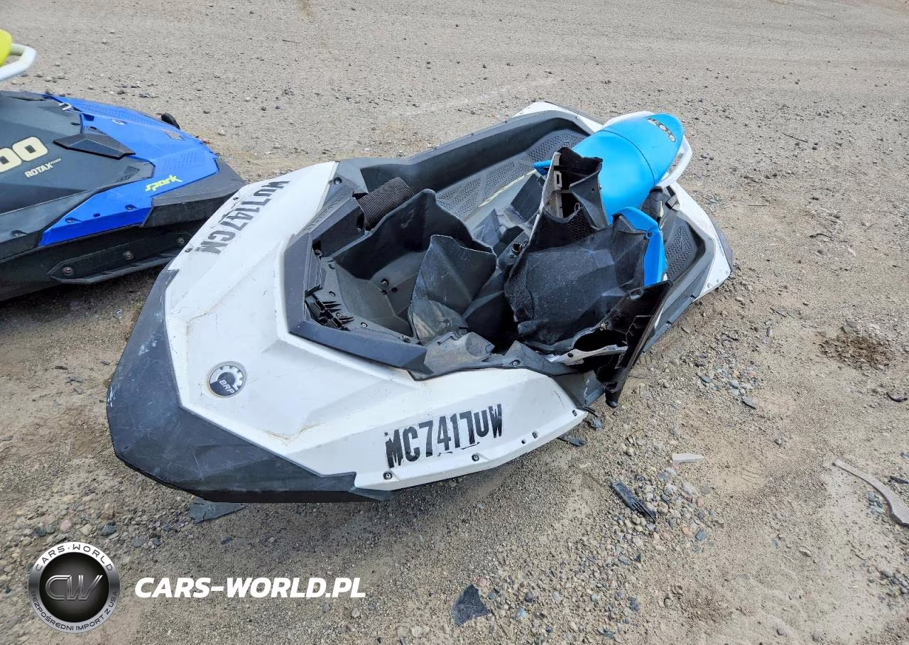 2020 Sea-Doo Spark 900 Ace VIN:YDV15927J920 - 2