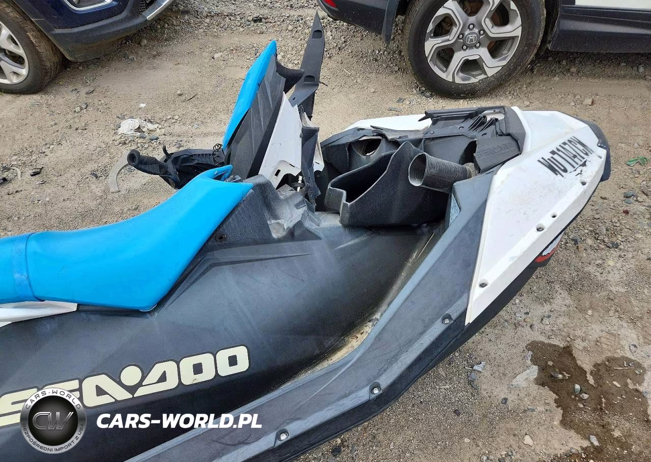 2020 Sea-Doo Spark 900 Ace VIN:YDV15927J920 - 5