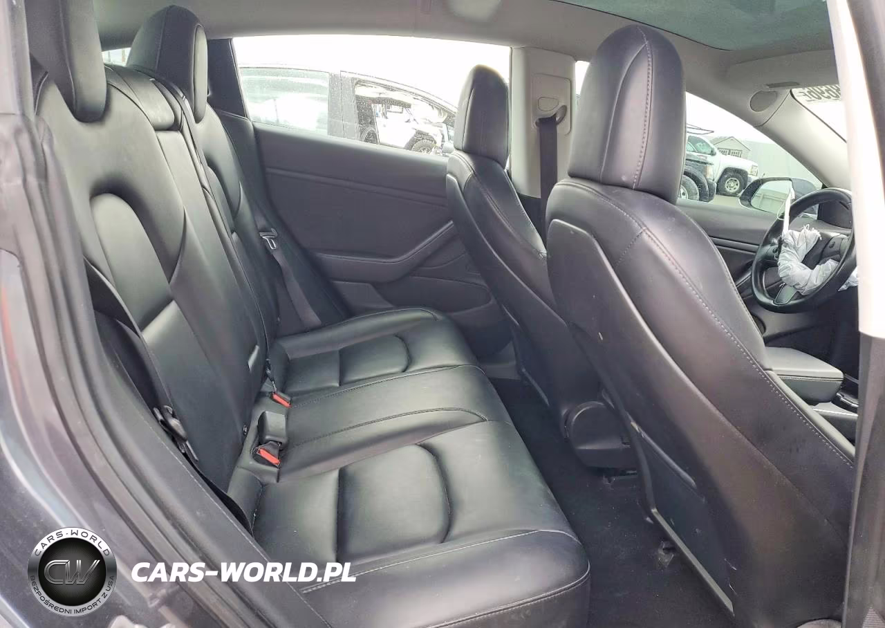 2018 Tesla Model 3 VIN:5YJ3E1EB7JF151418 - 10