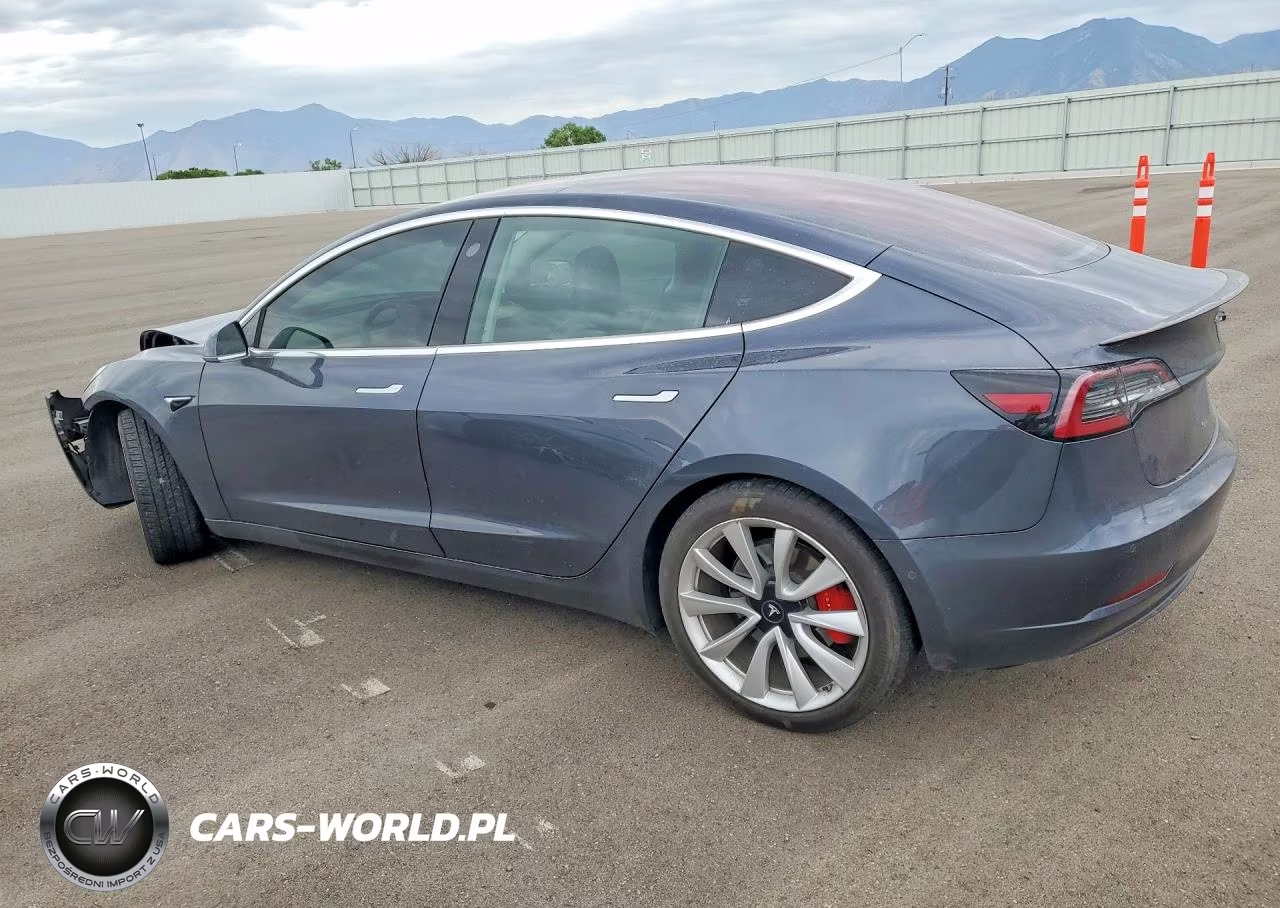 2018 Tesla Model 3 VIN:5YJ3E1EB7JF151418 - 2