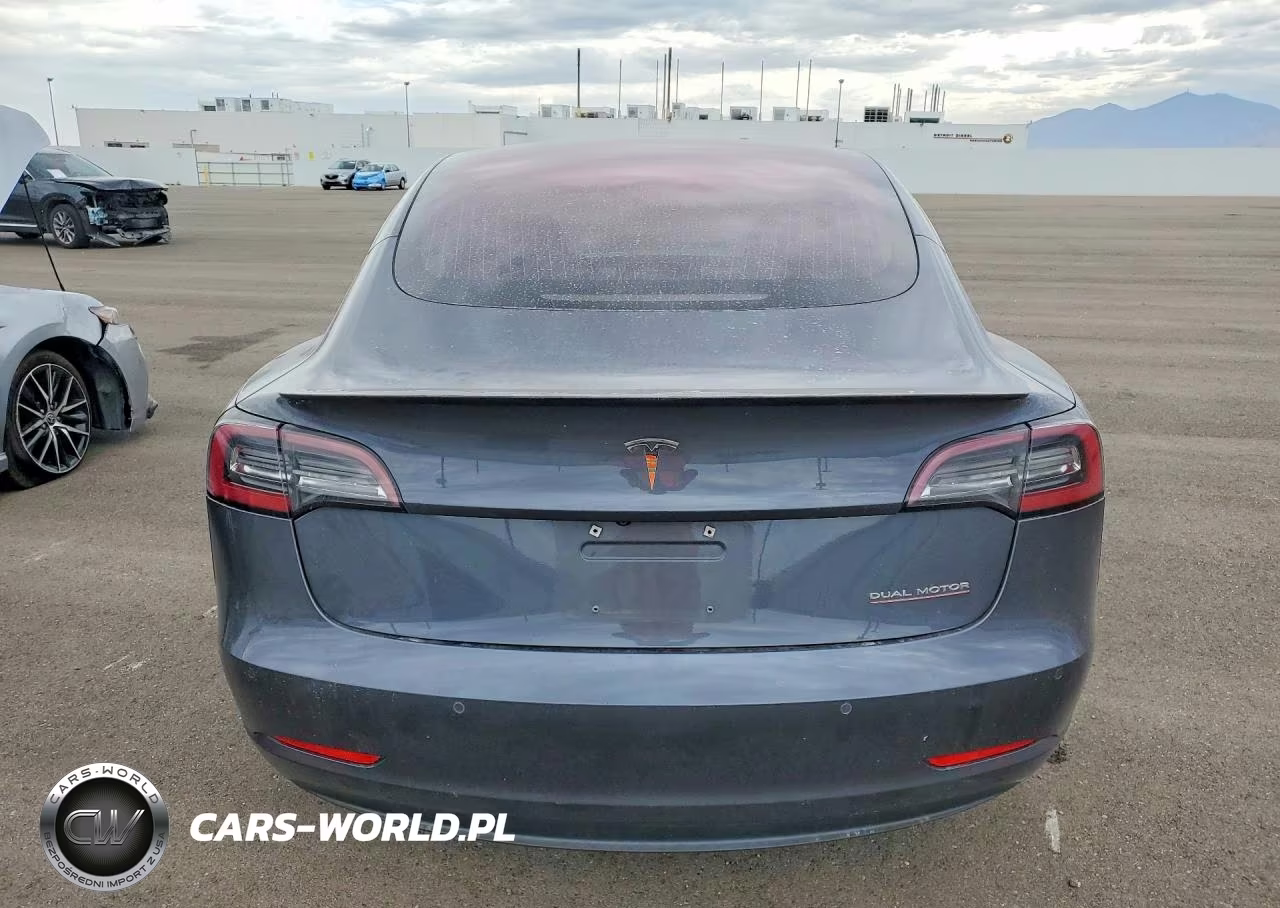 2018 Tesla Model 3 VIN:5YJ3E1EB7JF151418 - 6